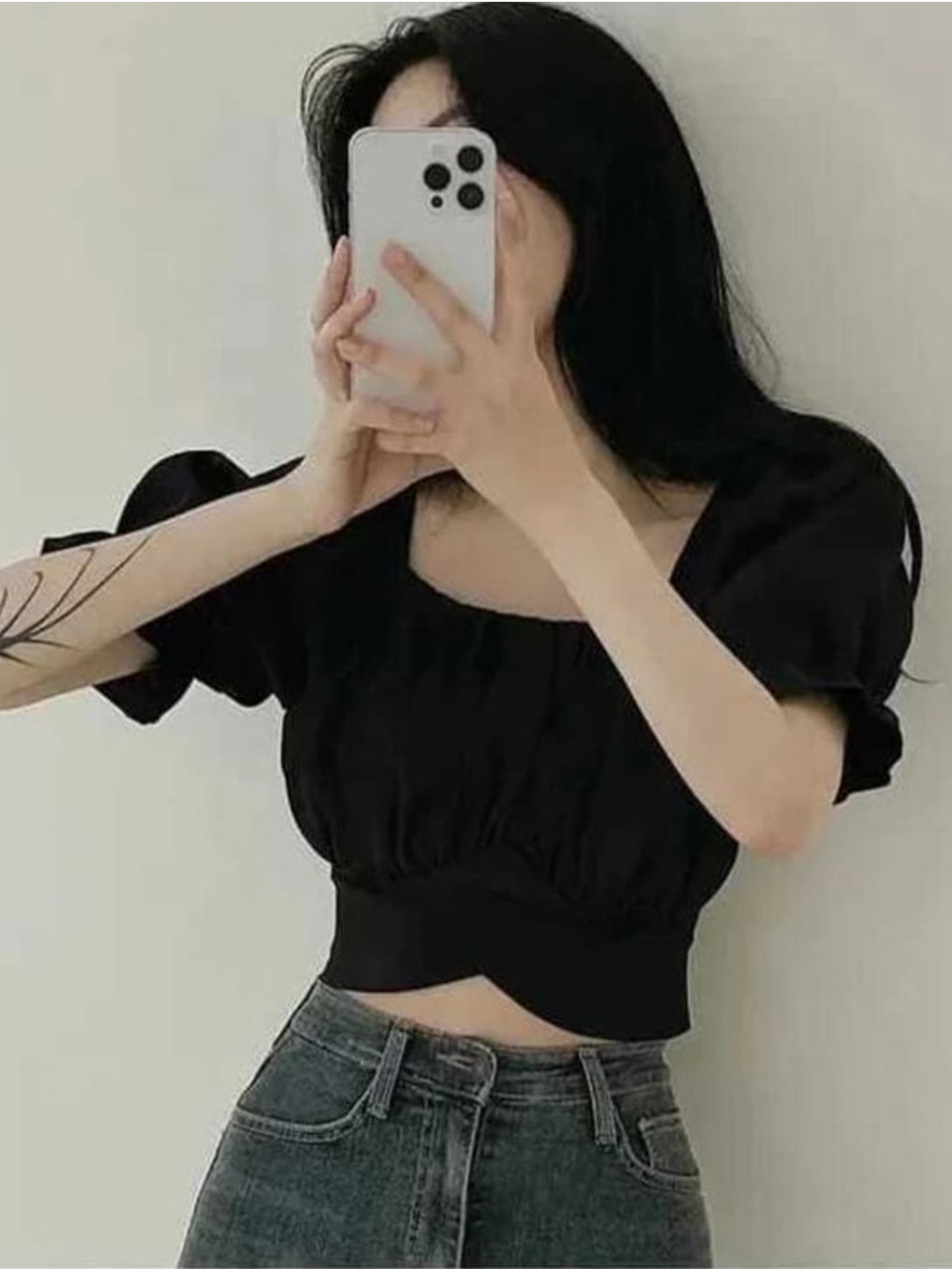 

NiloBerry Puff Sleeve Blouson Crop Top, Black