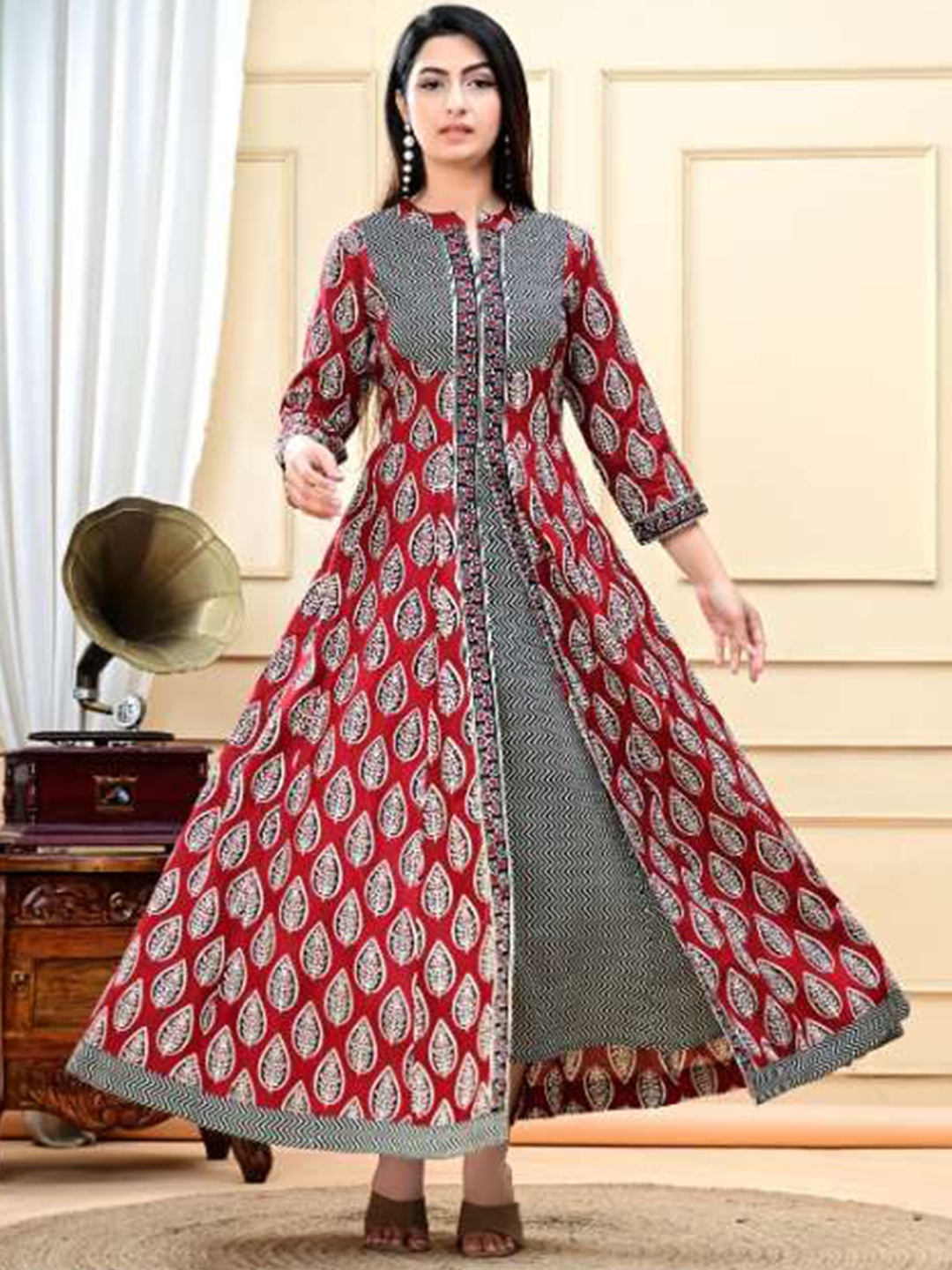 

DSS FASHION Women Floral Printed Anarkali Kurta, Red