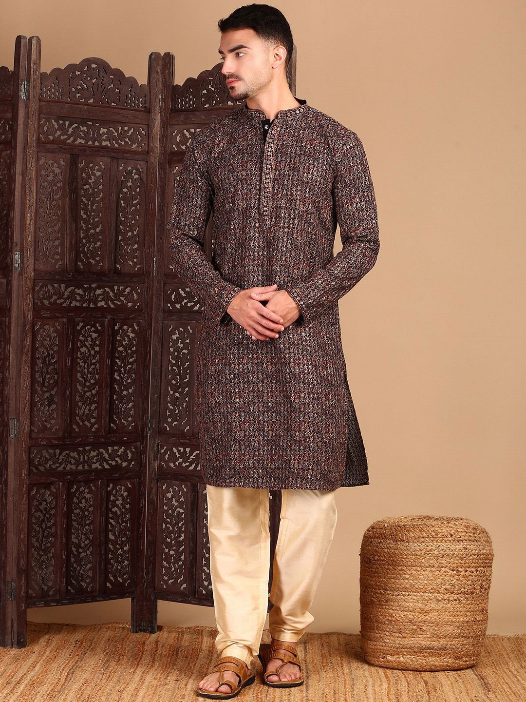 

House of Pataudi Chic Geometric Pattern Chikankari Kurta With Sequin, Beige