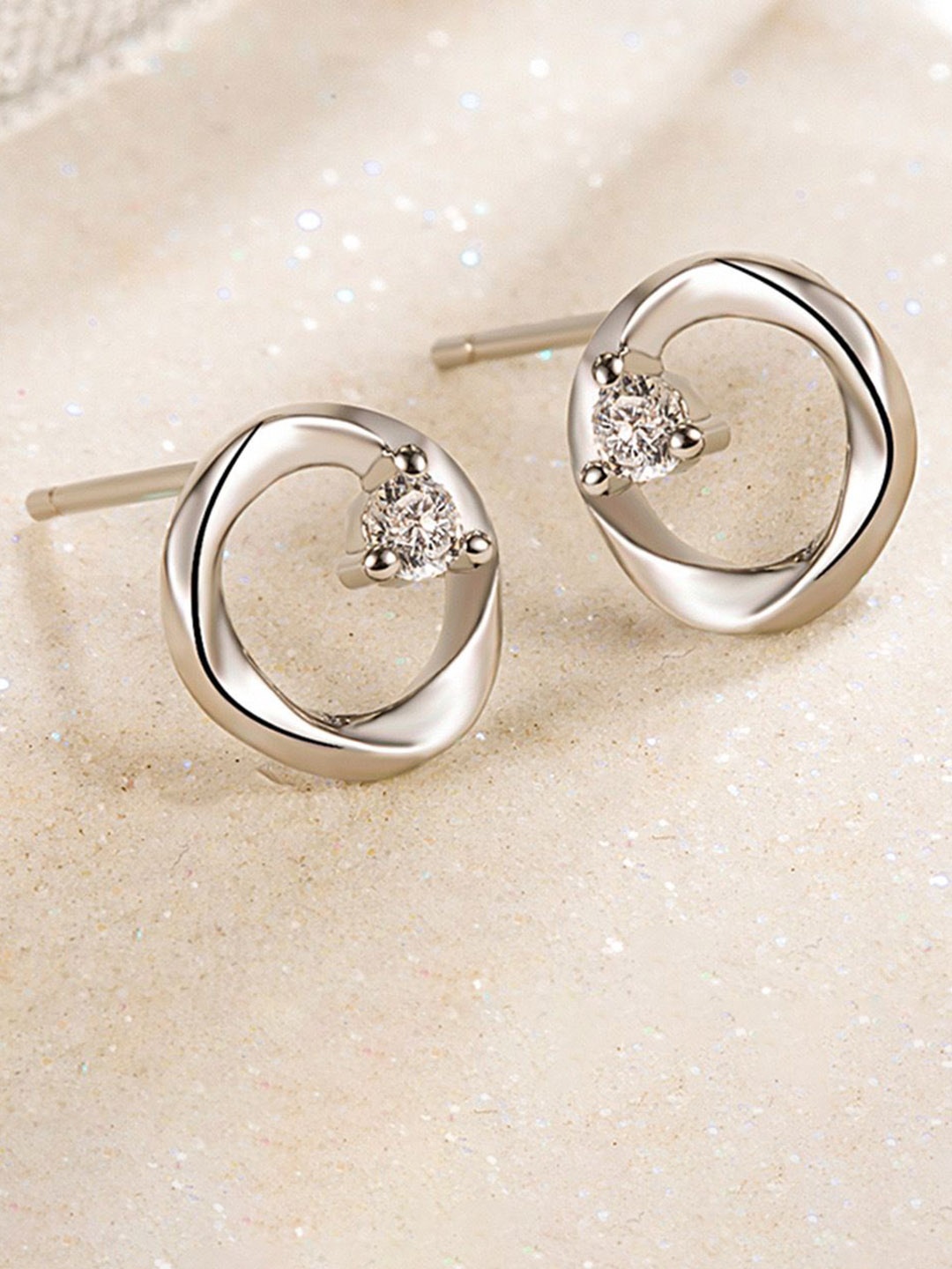 

MYKI Contemporary Studs Earrings, Silver