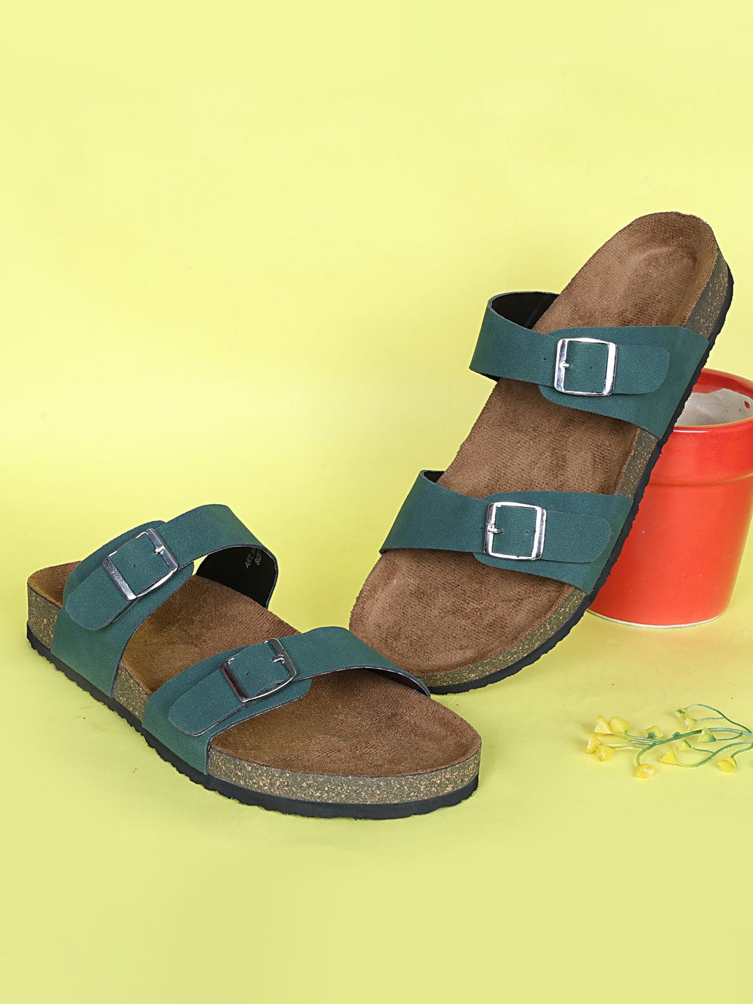 

MOZAFIA Women Open Toe Flats with Buckles, Green