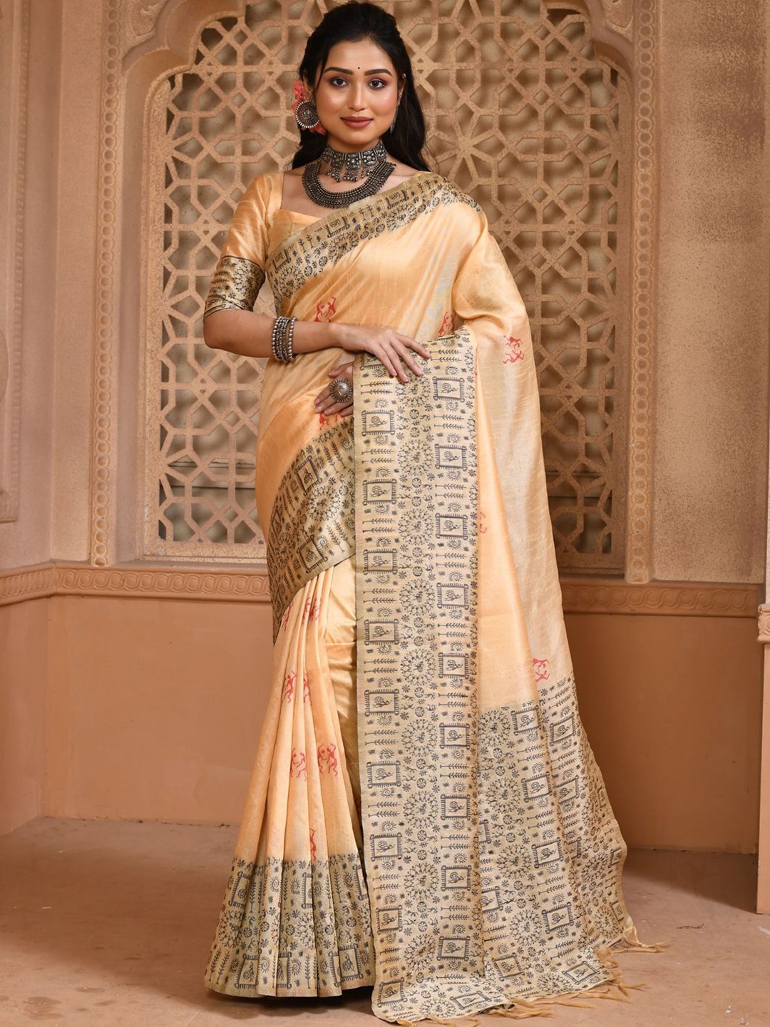 

LeeliPeeri Designer Warli Silk Blend Saree, Cream