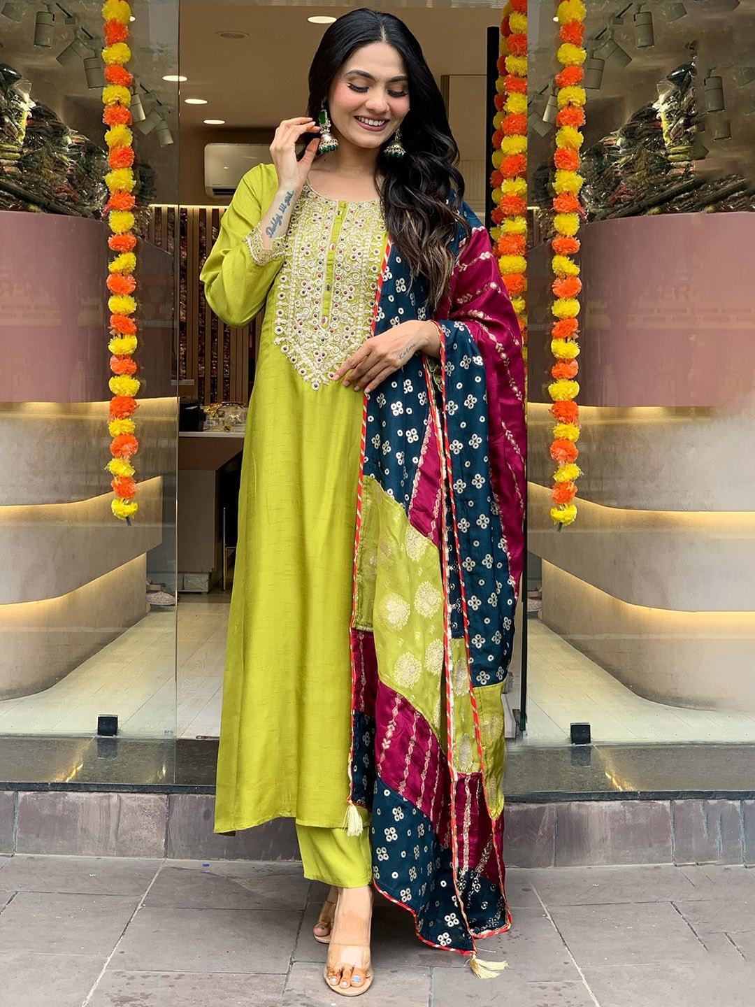 

KALINI Women Floral Regular Thread Work Kurta with Trousers & With Dupatta, Green