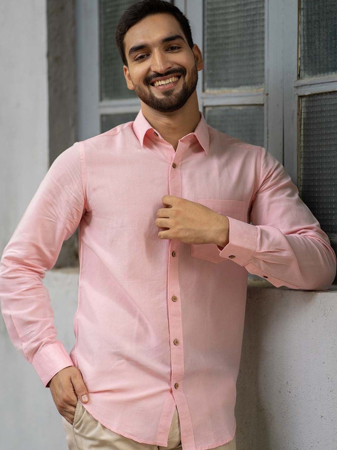 

Earthy Route Men Comfort Opaque Formal Shirt, Pink