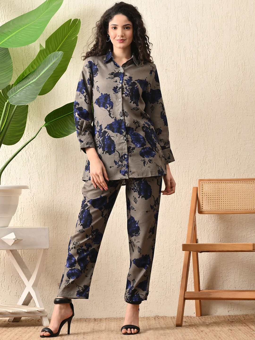 

SHINISHA Printed Shirt With Trousers Co-Ords, Grey