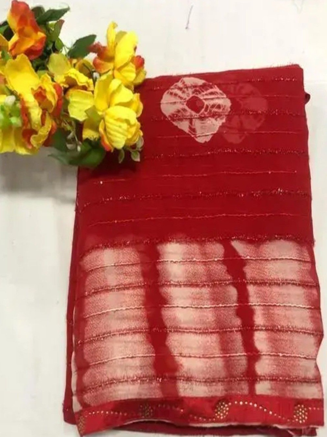 

VRAGI Embellished Sequinned Pure Georgette Saree, Red