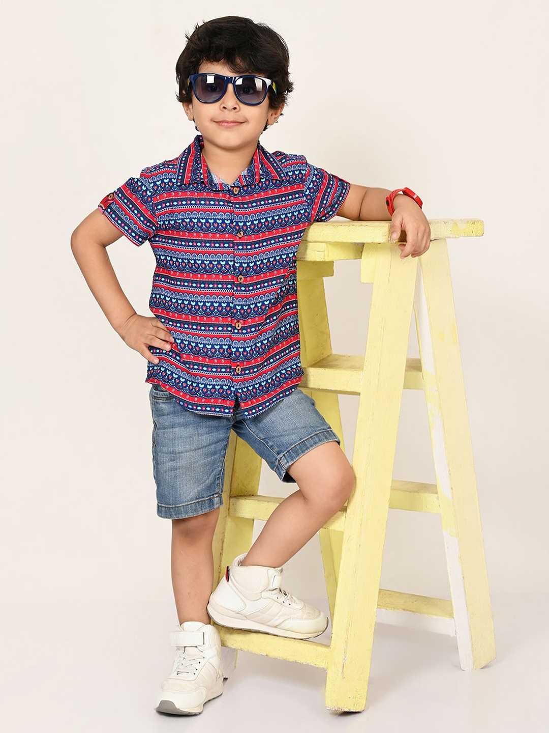 

LIL DRAMA Boys Classic Opaque Printed Casual Shirt, Lavender