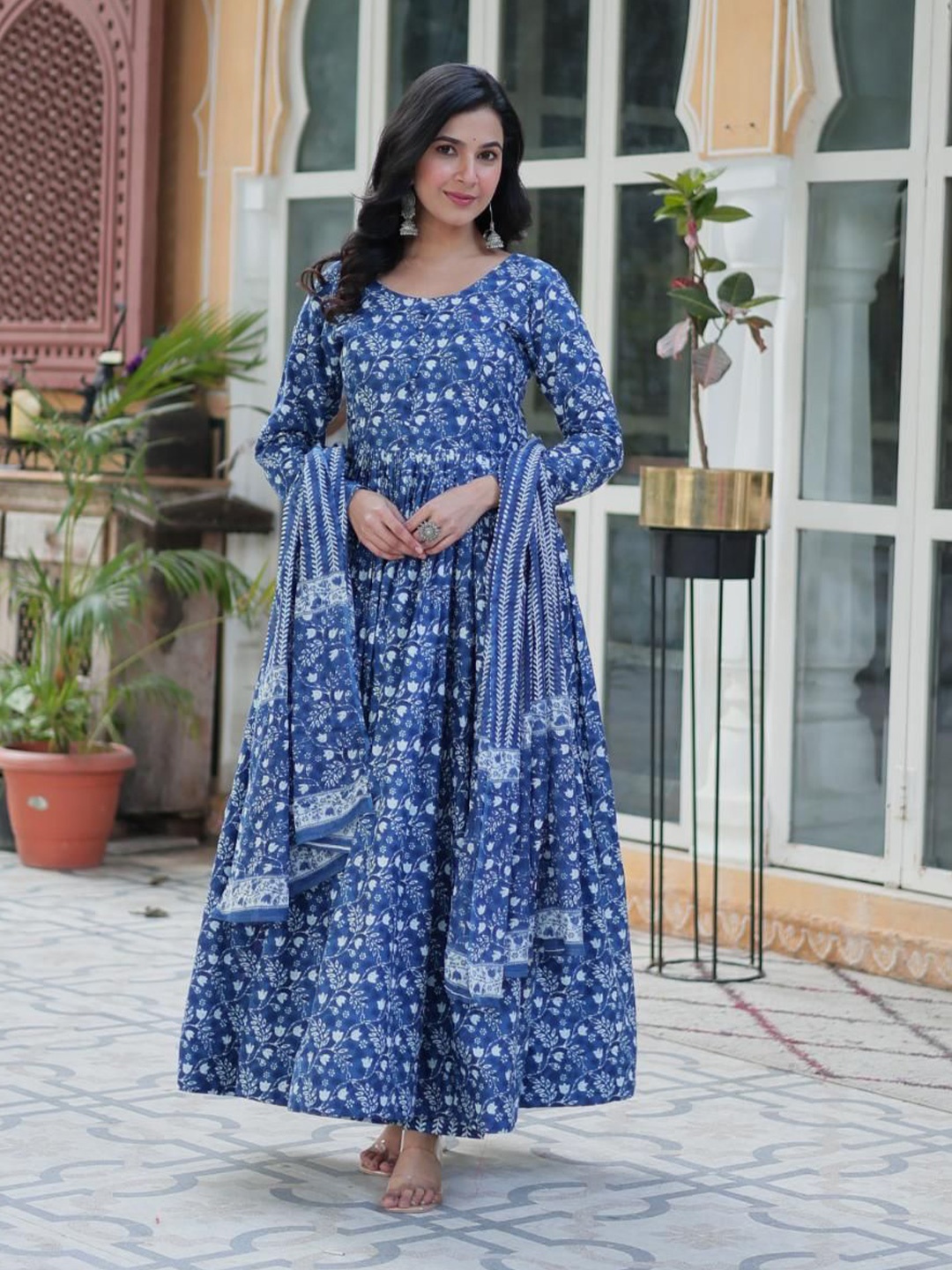 

Tilton Floral Printed Empire Pure Cotton Kurti with Trousers & With Dupatta, Blue