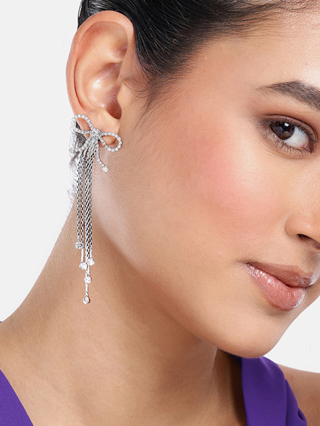 

DressBerry Contemporary Drop Earrings, Silver