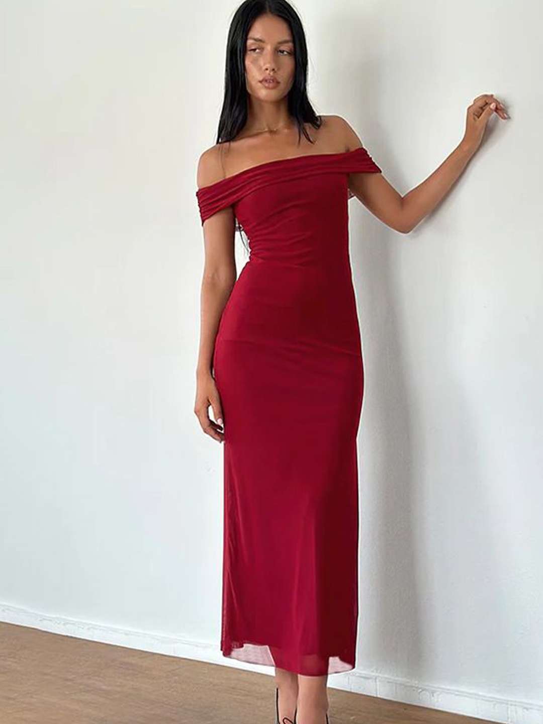 

MIAKEE Off-Shoulder Maxi Dress, Maroon