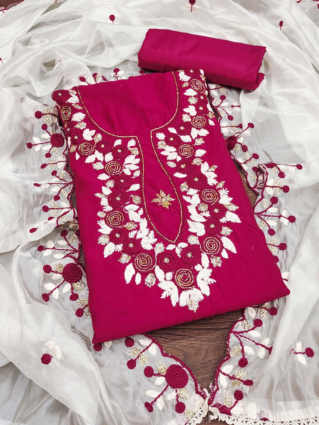 

SHADOW & SAINING Embroidered Pure Silk Semi-Stitched Dress Material, Pink