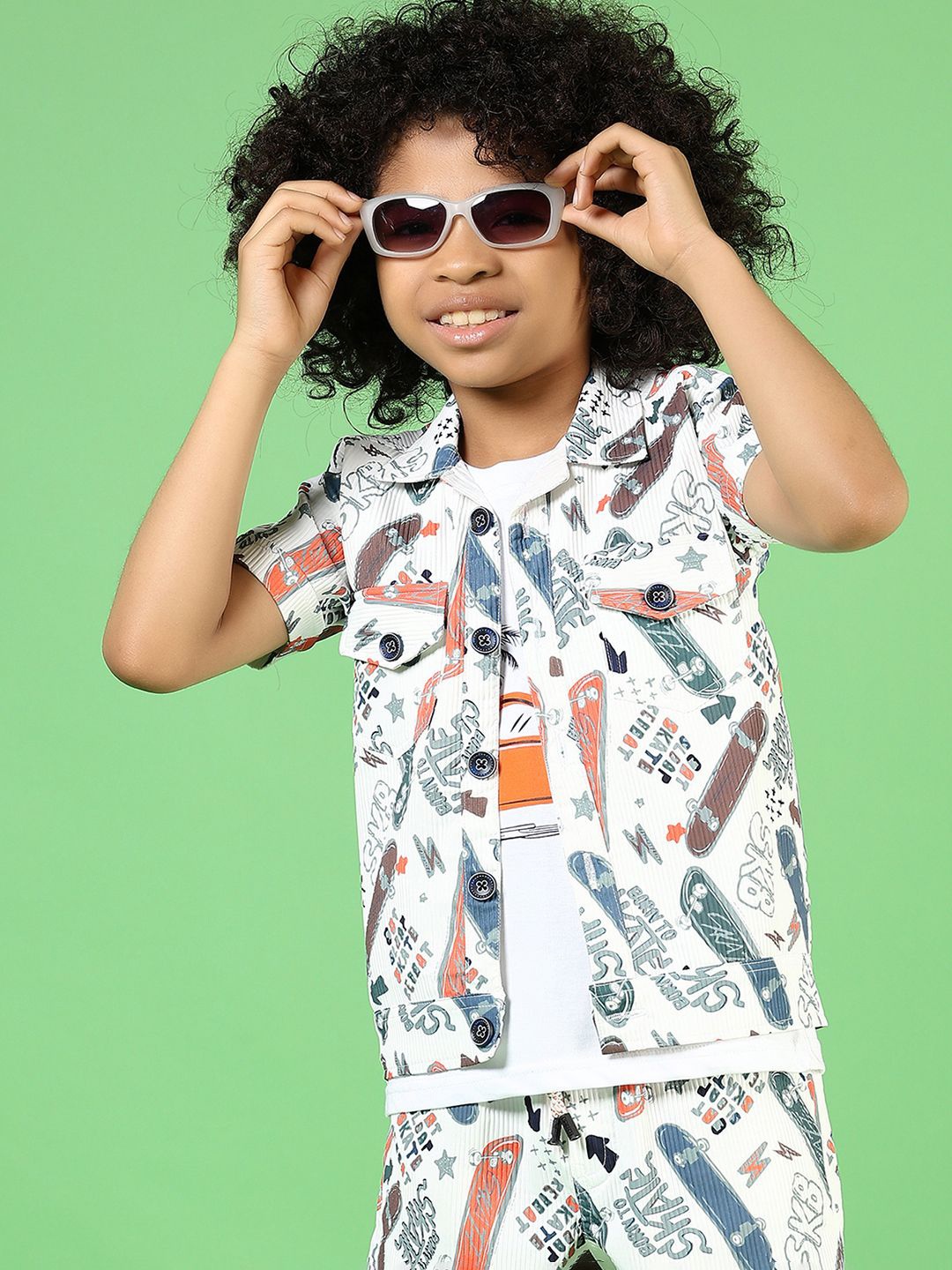 

V-Mart Boys Printed Shirt with Shorts, White