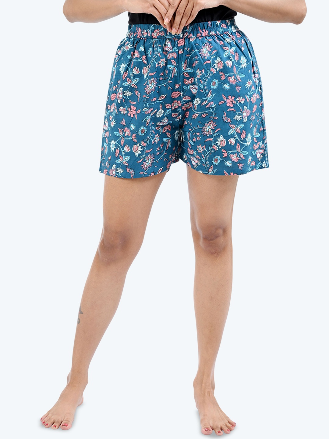 

30 Looks Women Floral Printed Shorts, Blue