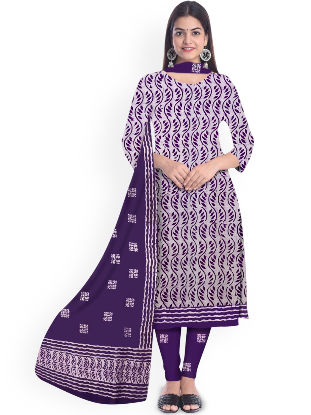 

Farooq Dyeing Printed Pure Cotton Unstitched Dress Material, Purple