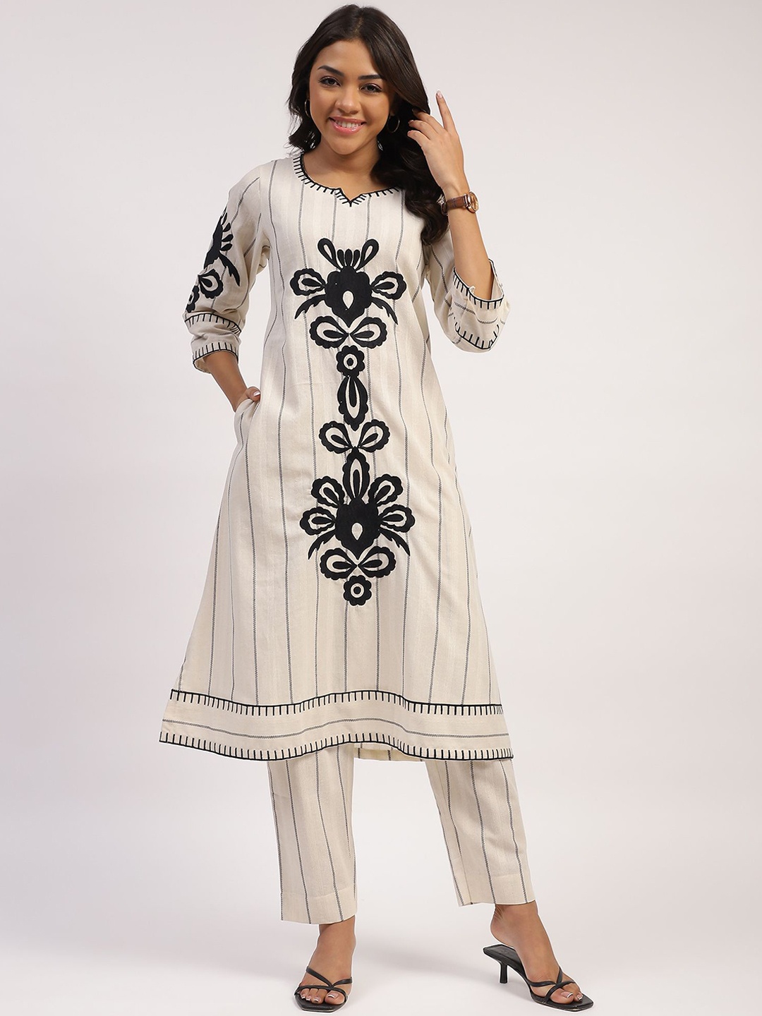 

Me&I Women Embroidered Regular Thread Work Linen Kurta with Trousers, White