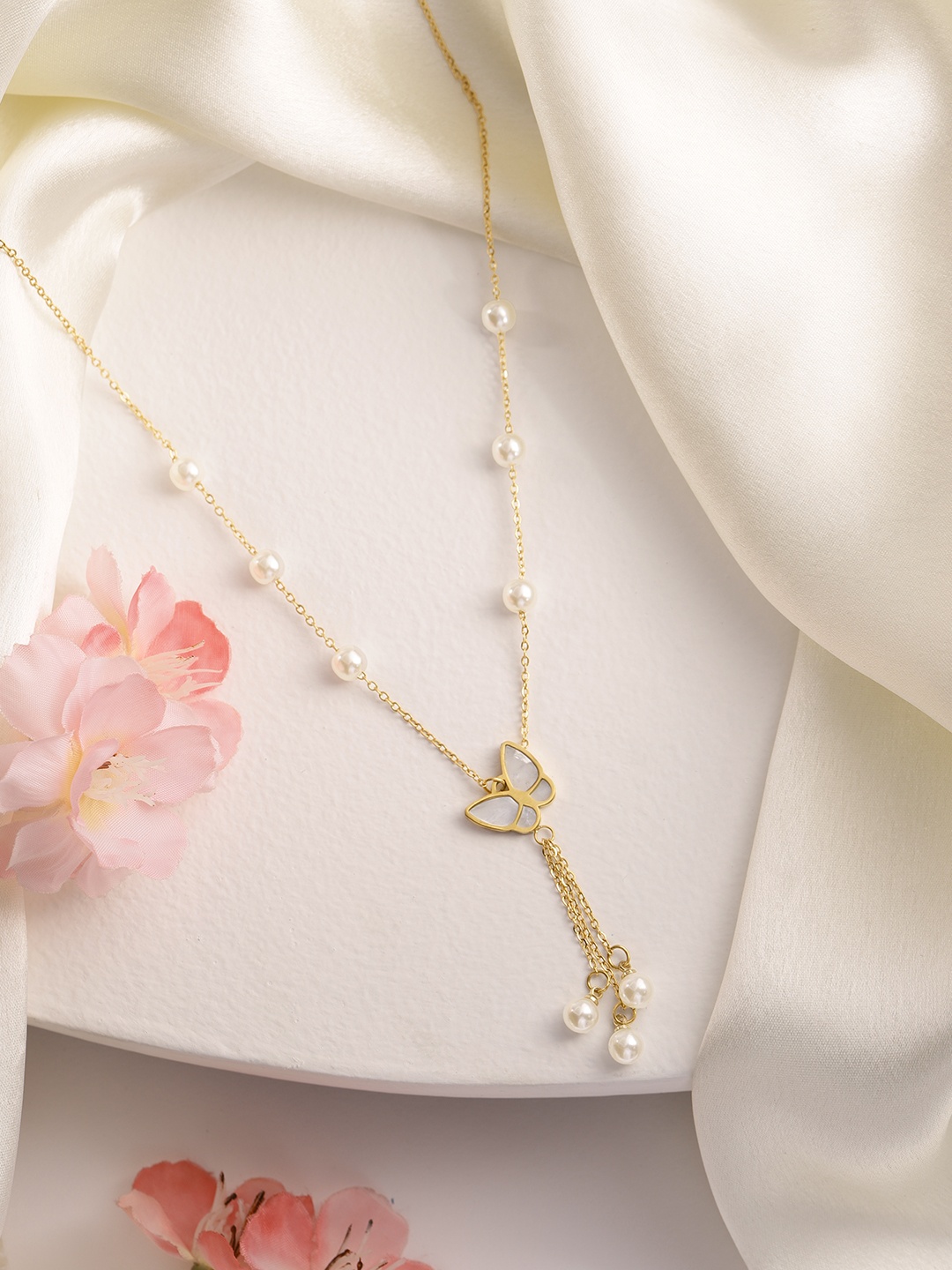 

DressBerry Butterfly Design Shape Chain Necklace, Gold