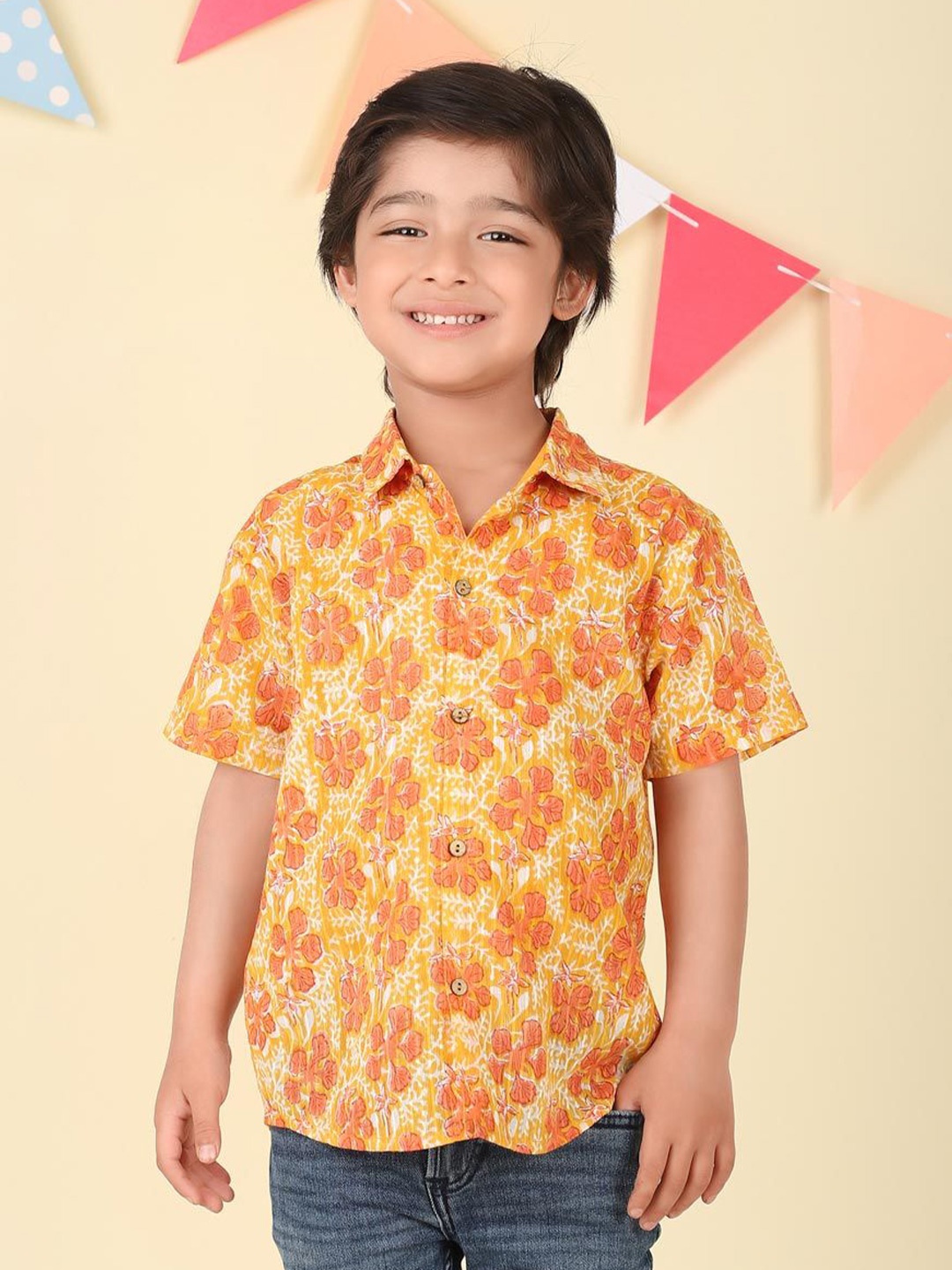 

Fabindia Boys Floral Opaque Printed Casual Shirt, Orange