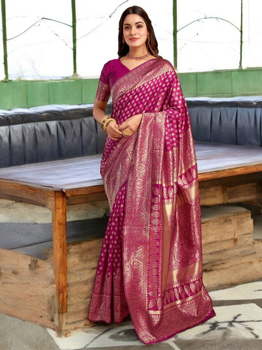 

Mitera Woven Design Zari Silk Blend Banarasi Saree, Magenta