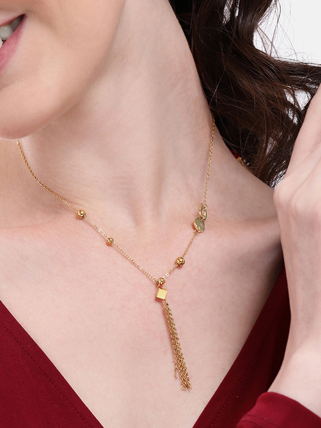 

DressBerry Gold Toned Chain