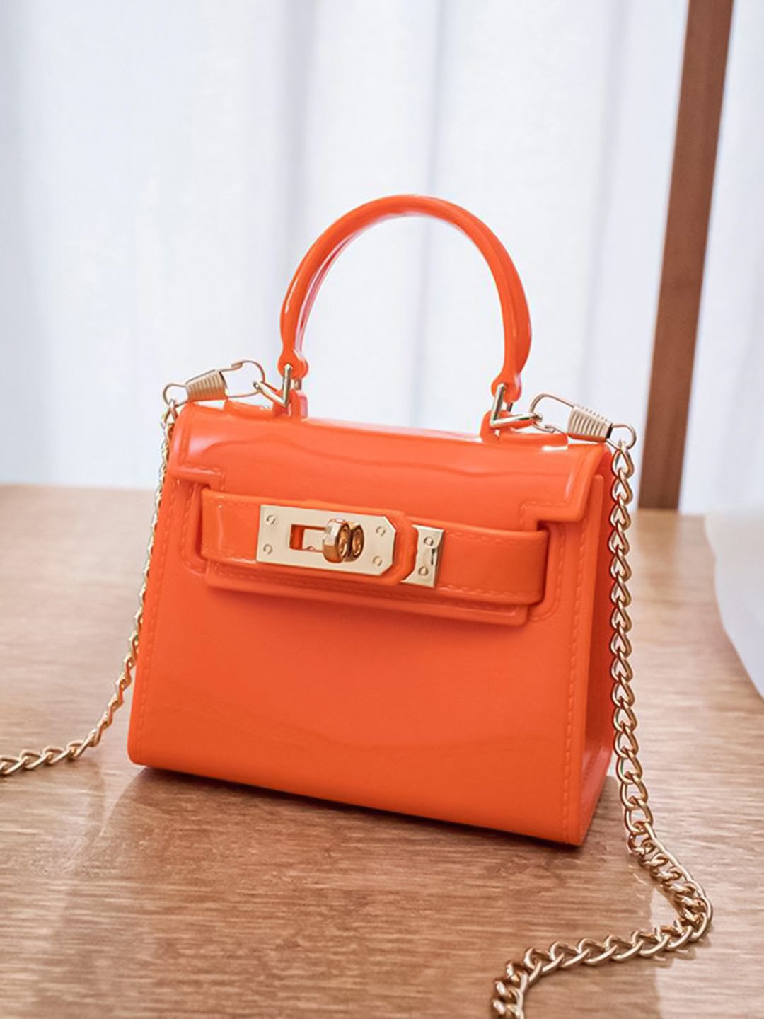 

HAUTE SAUCE by Campus Sutra PU Oversized Structured Sling Bag, Orange