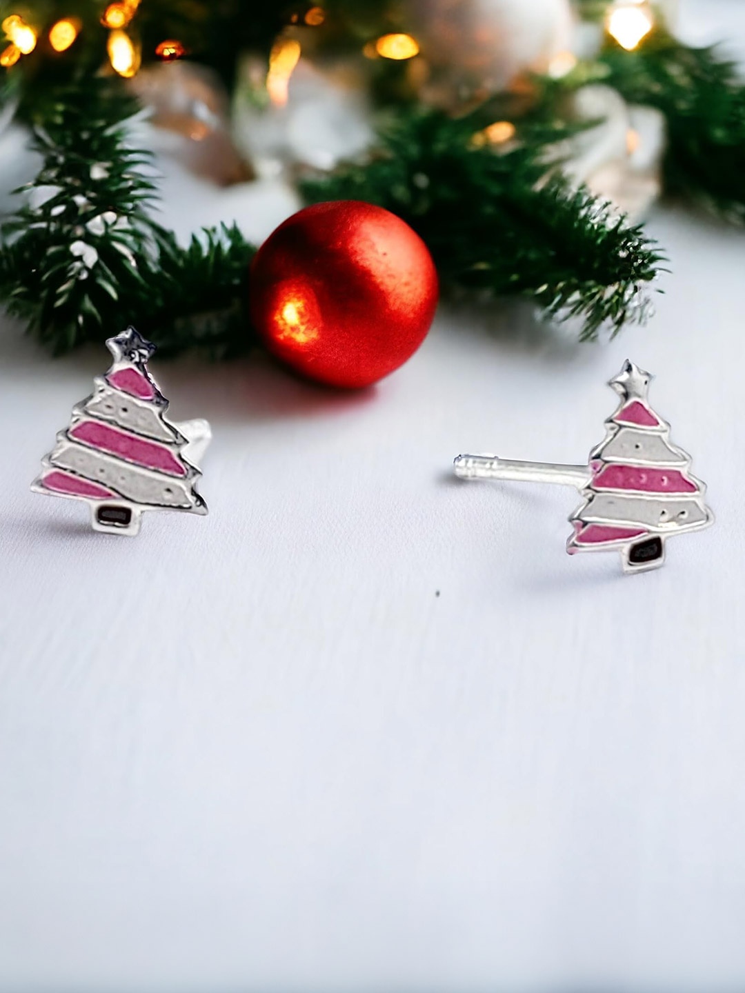 

AMONROO Contemporary Studs Earrings, Fuchsia