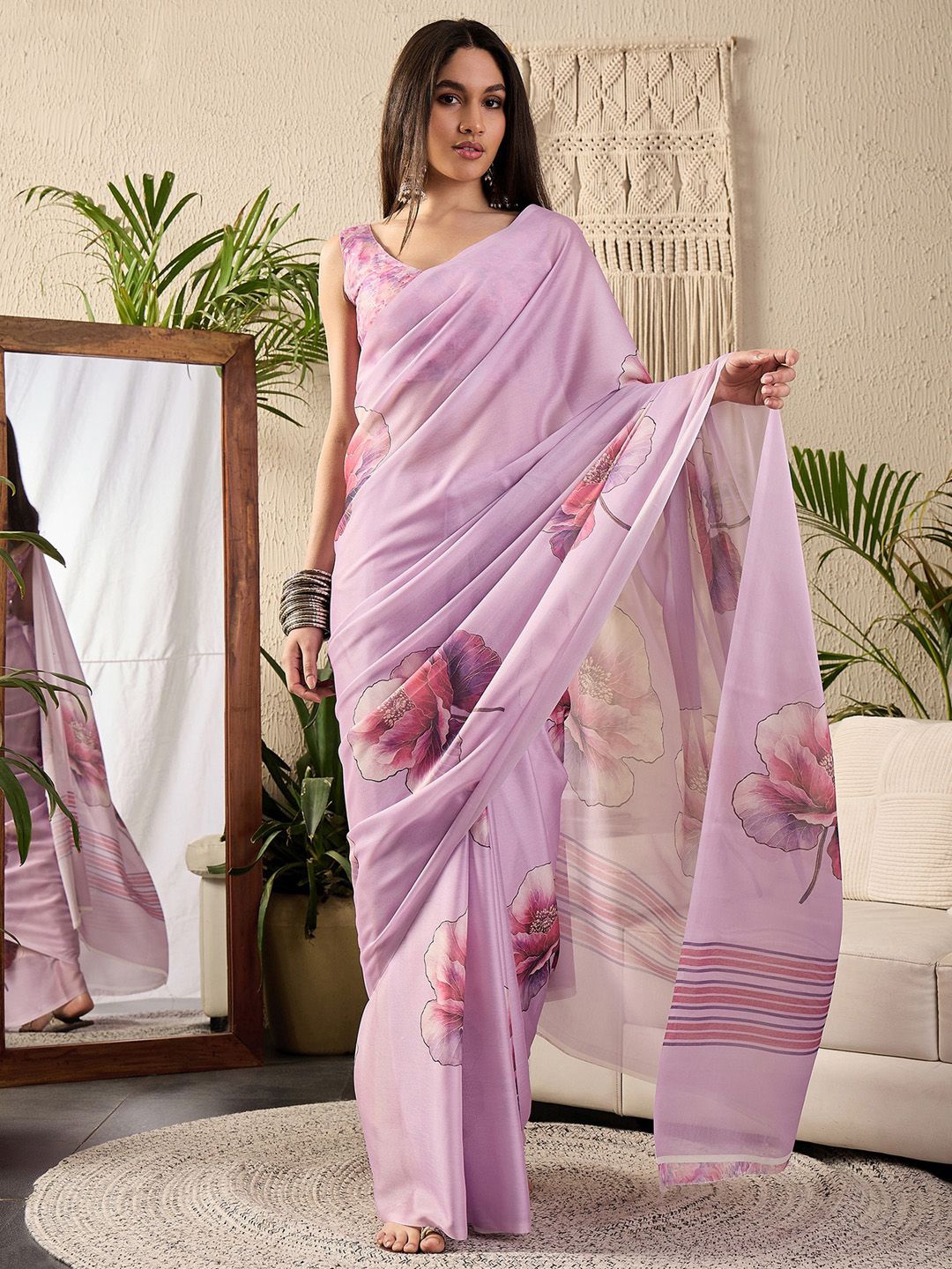 

Saree mall Floral Poly Georgette Block Print Sarees, Mauve