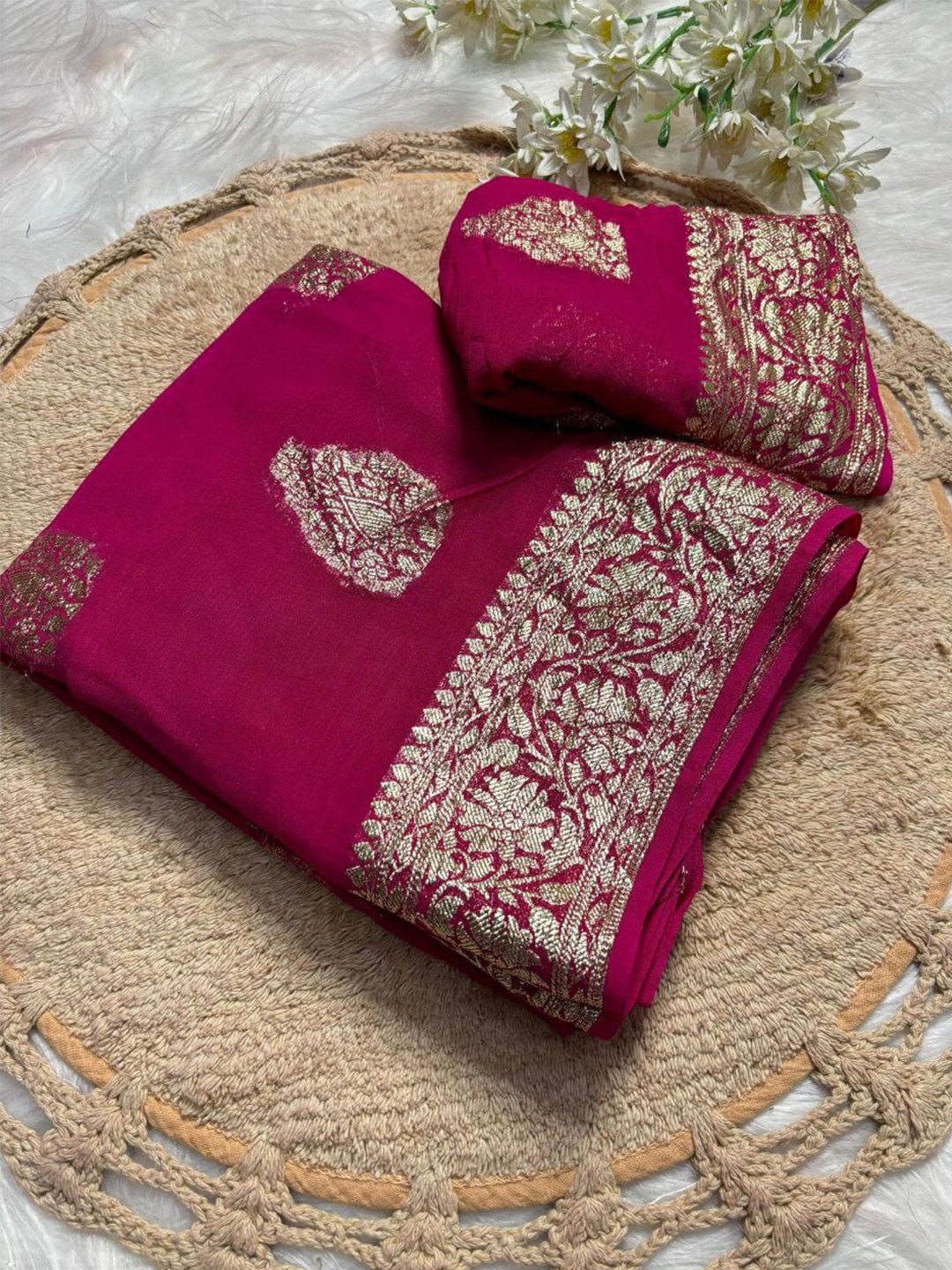 

PAYAL CREATION Woven Design Zari Pure Georgette Banarasi Saree, Pink