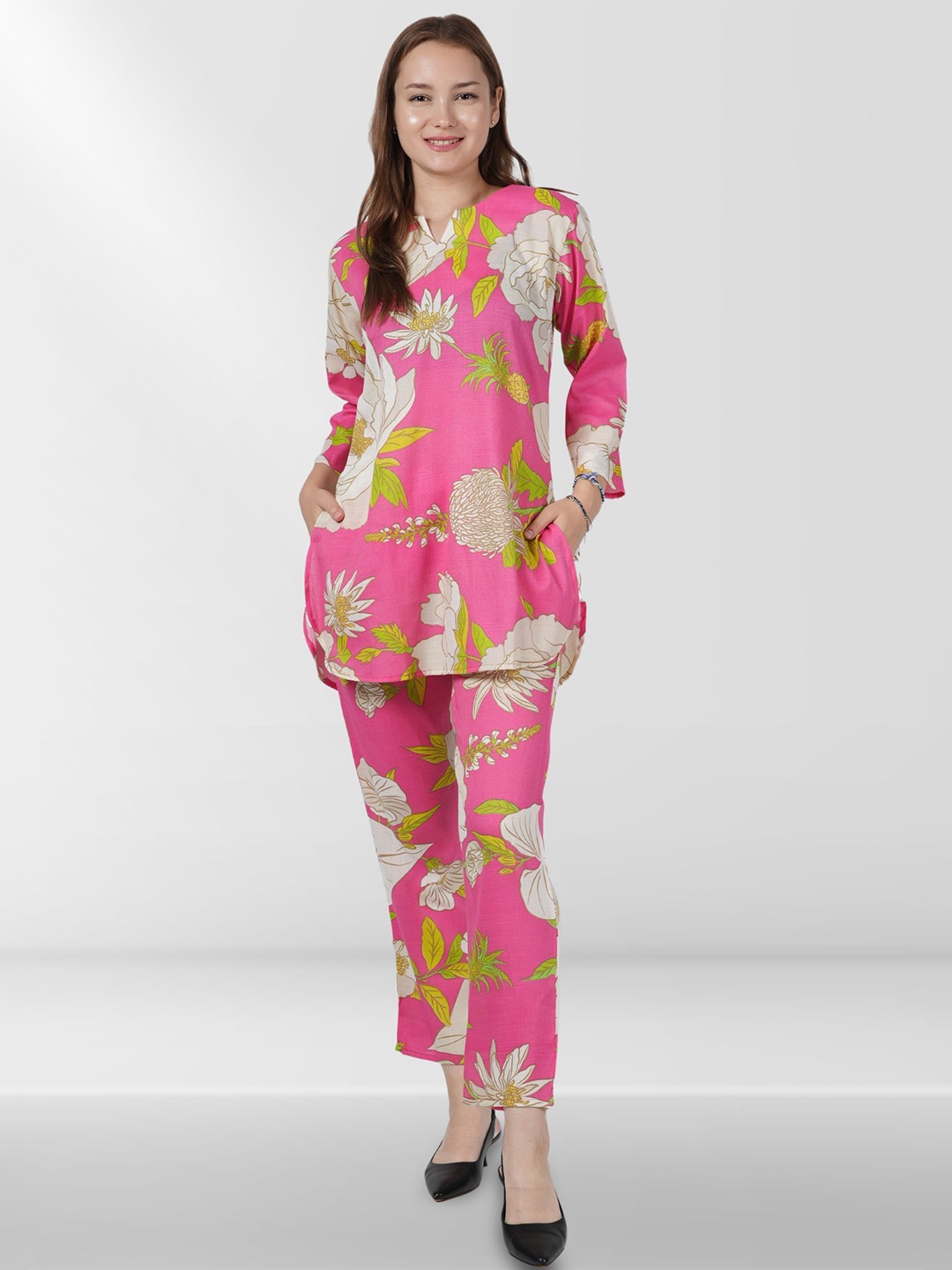 

Belfry Floral Printed Notch Neck Pure Cotton Tunic & Trousers, Pink