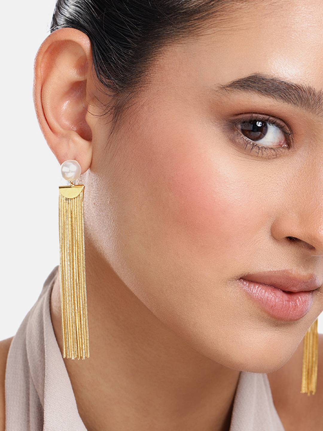 

DressBerry Contemporary Drop Earrings, Gold