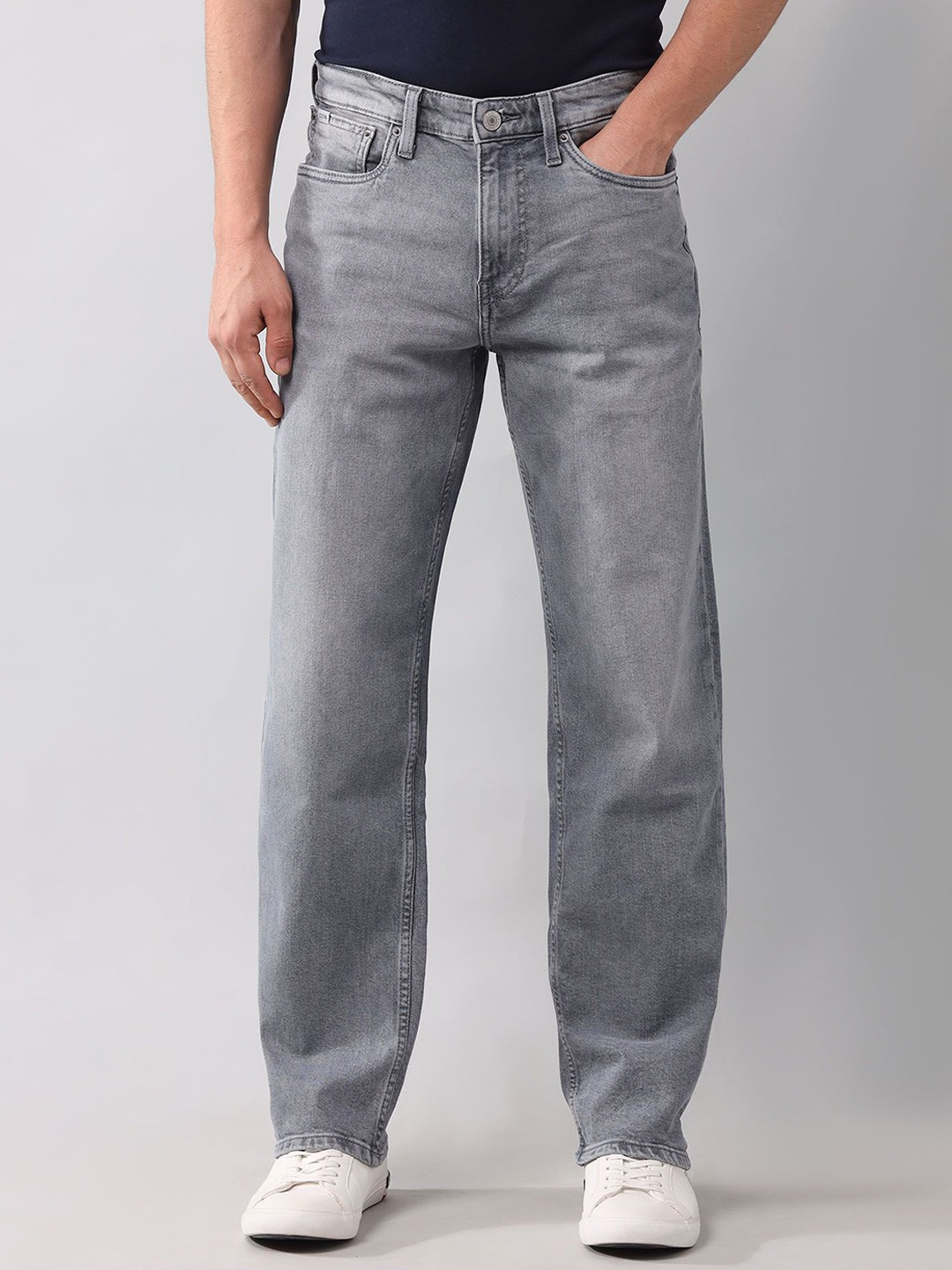 

U.S. Polo Assn. Denim Co. Men Relaxed Fit Light Fade Stretchable Jeans, Grey