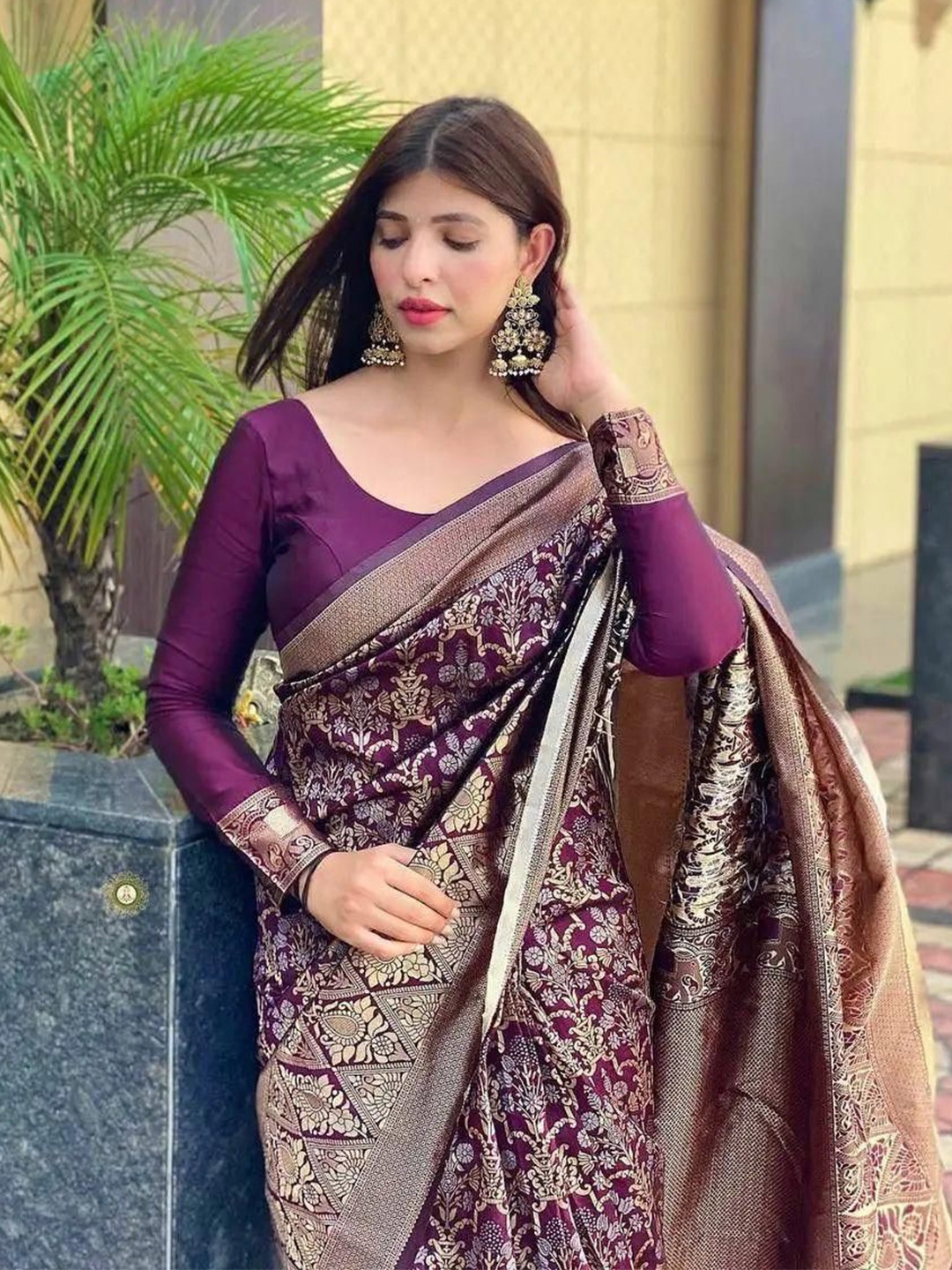 

VILLE FASHION Woven Design Zari Art Silk Kanjeevaram Saree, Purple