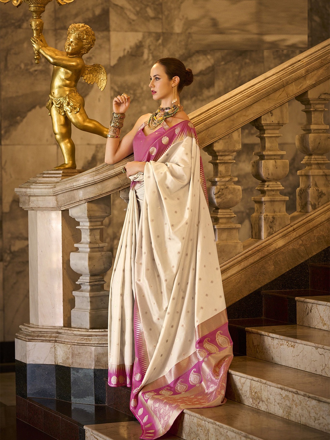 

MAHALASA Woven Design Zari Pure Silk Kanjeevaram Saree, White
