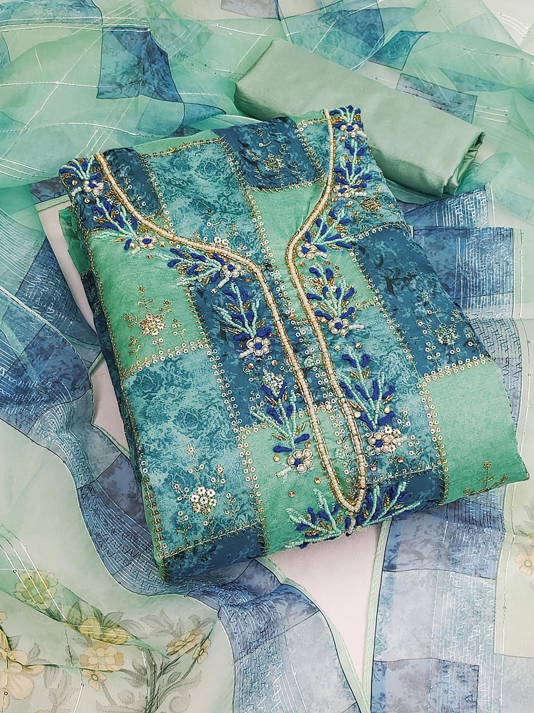 

SHADOW & SAINING Embroidered Organza Semi-Stitched Dress Material, Sea green