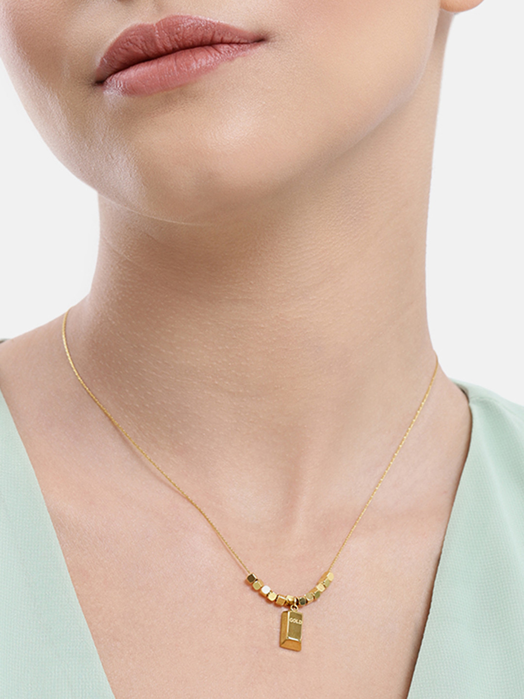 

DressBerry Geometric Pendant with Chain, Gold