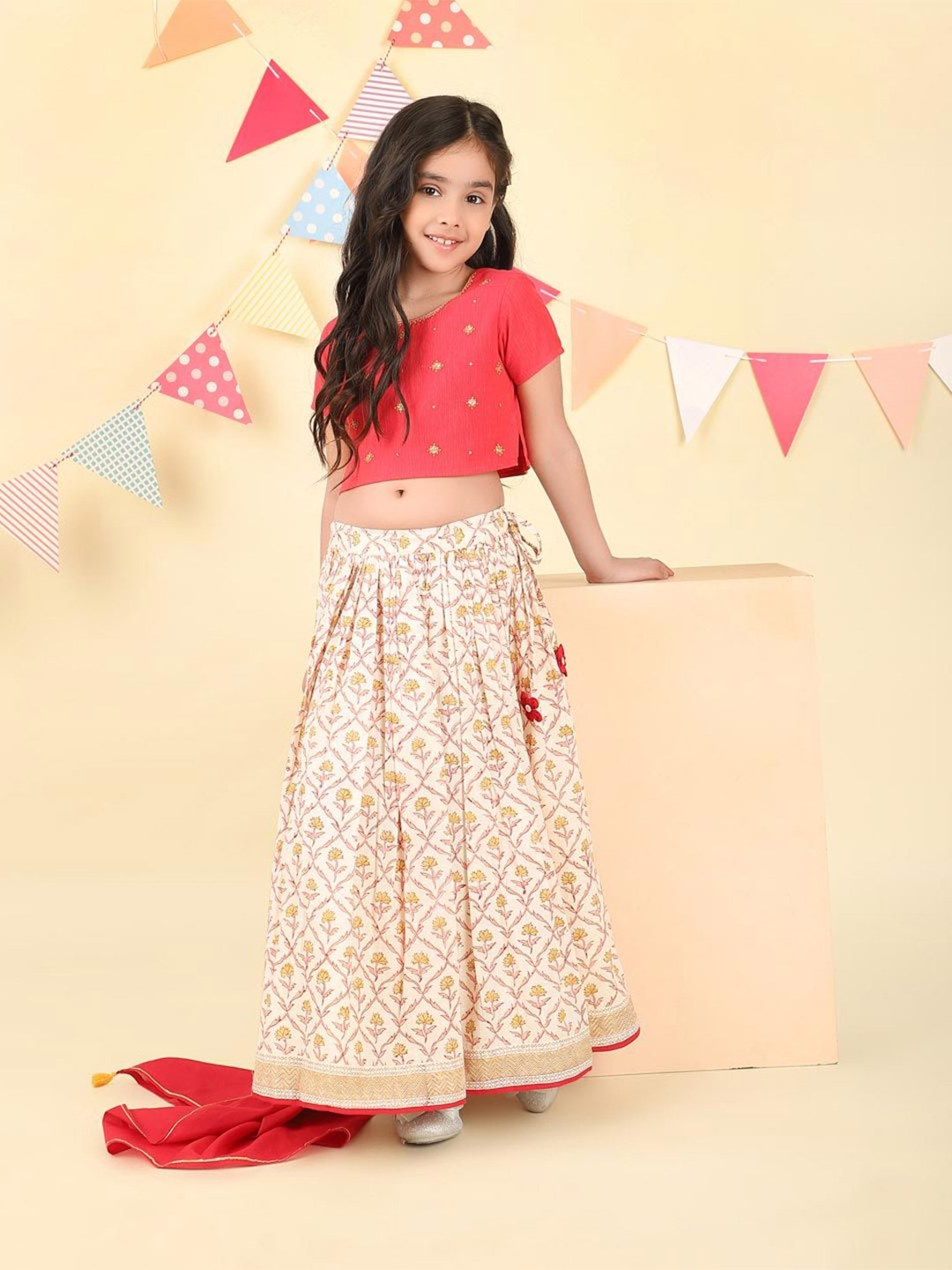 

Fabindia Girls Printed Ready to Wear Lehenga & Blouse With Dupatta, Pink