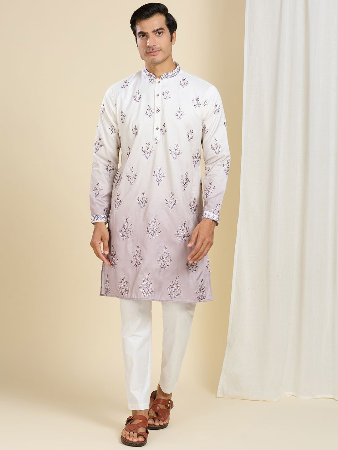 

Be Desi Men Floral Embroidered Regular Kurta with Pyjamas, Mauve