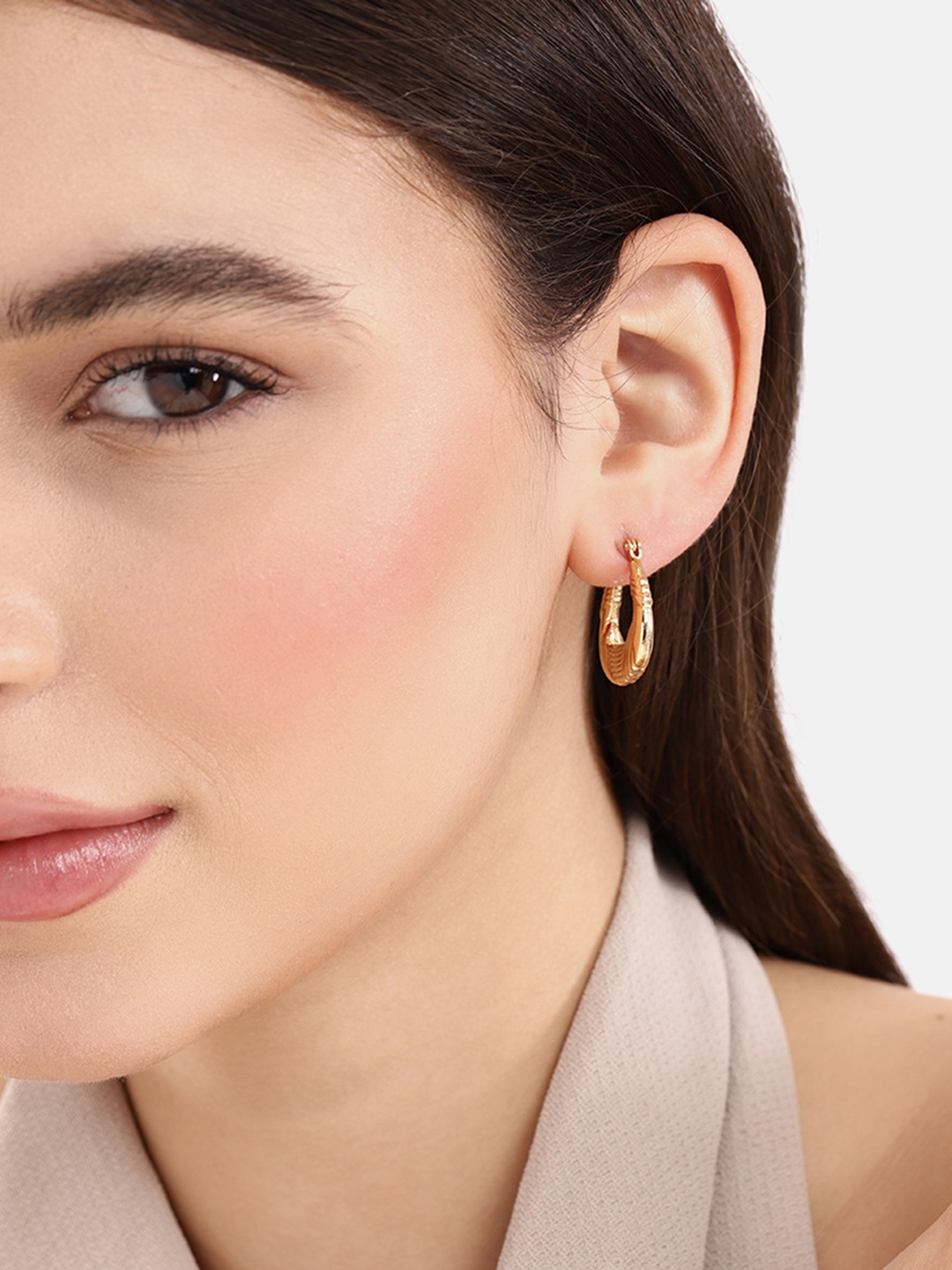 

DressBerry Contemporary Hoop Earrings, Gold