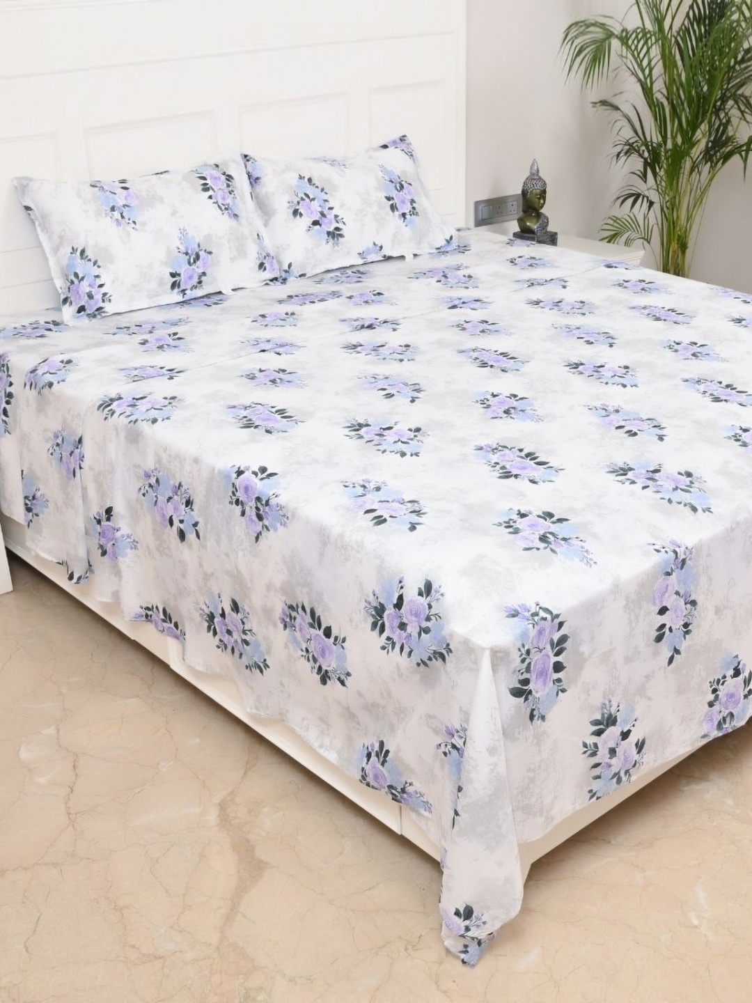 

Jaipur Weaves Lavender & Grey Floral 300 TC King Bedsheet with 2 Pillow Covers