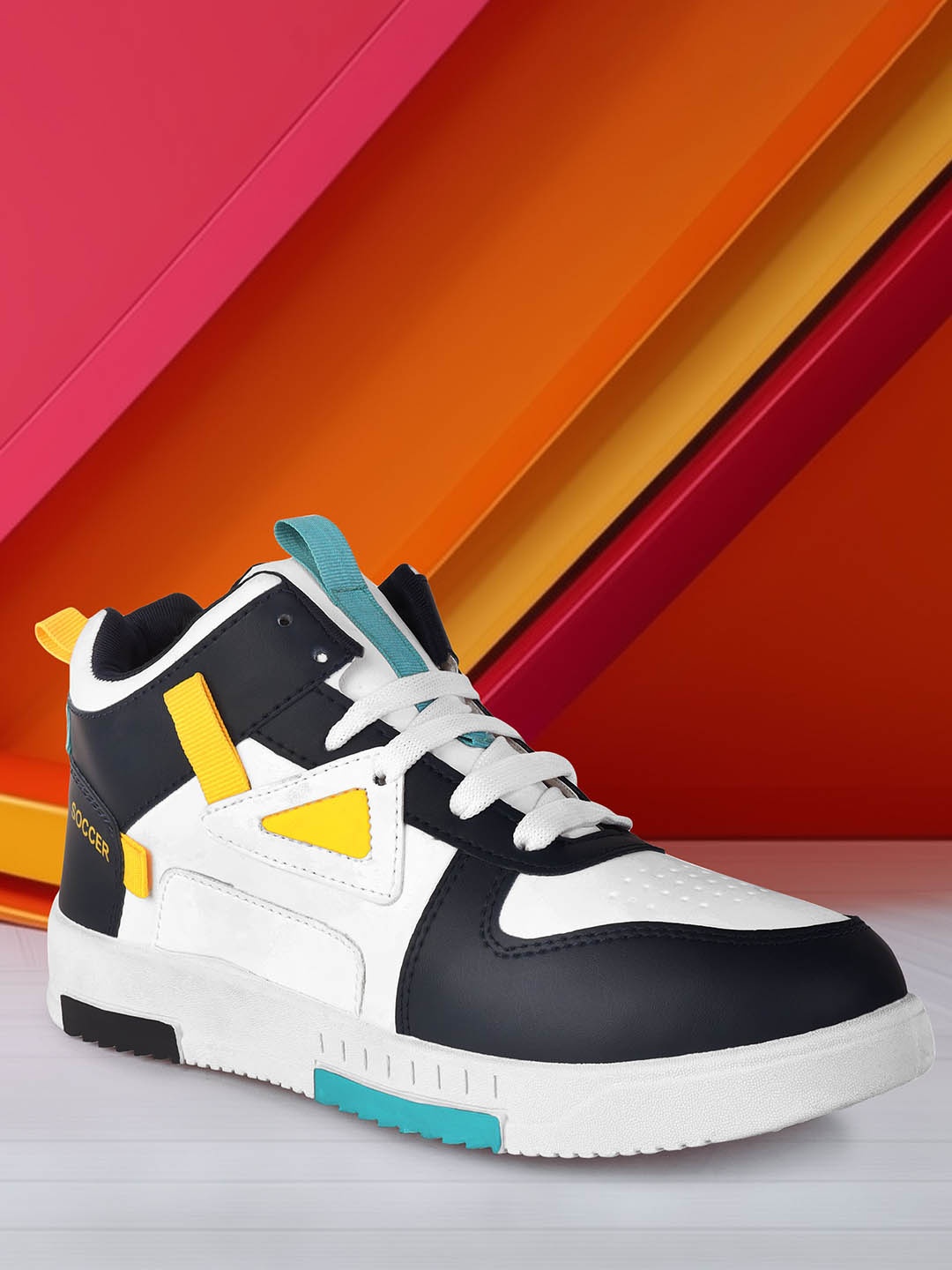 

PENNEN Men Sneakers, White