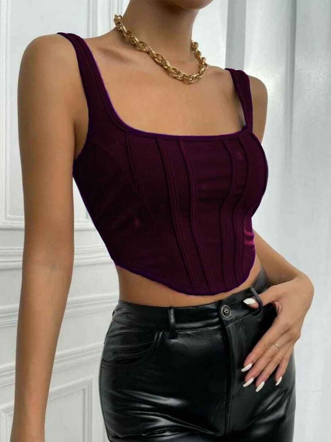 

NiloBerry Crop Top, Pink