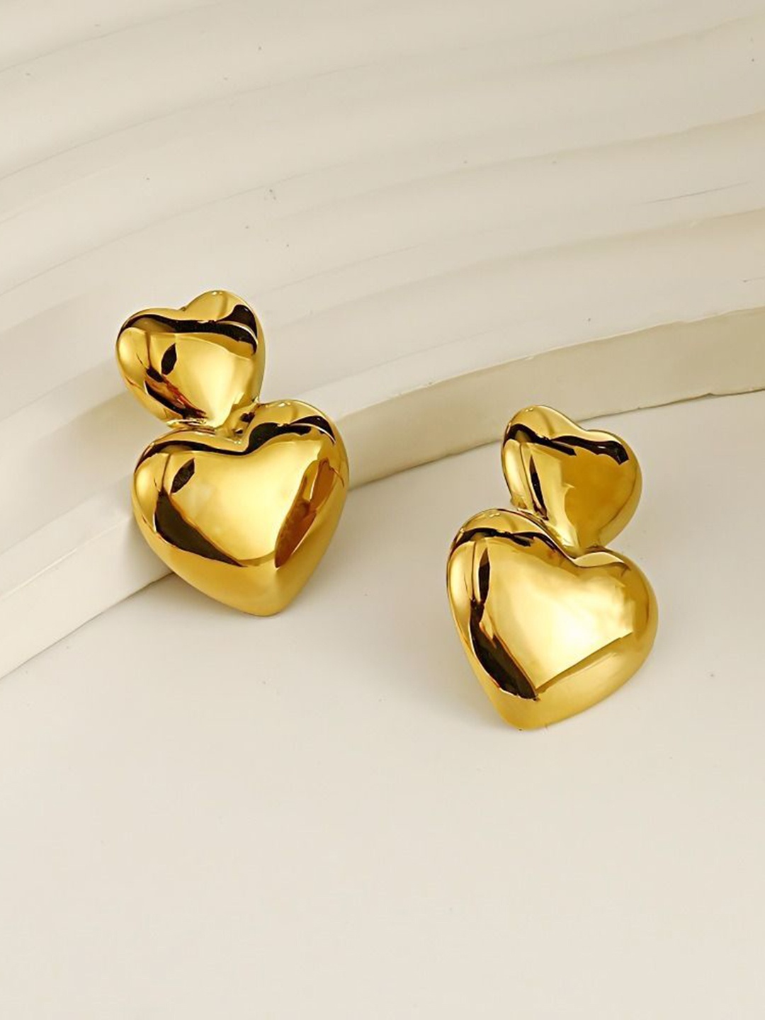 

VIEN Contemporary Studs Earrings, Gold