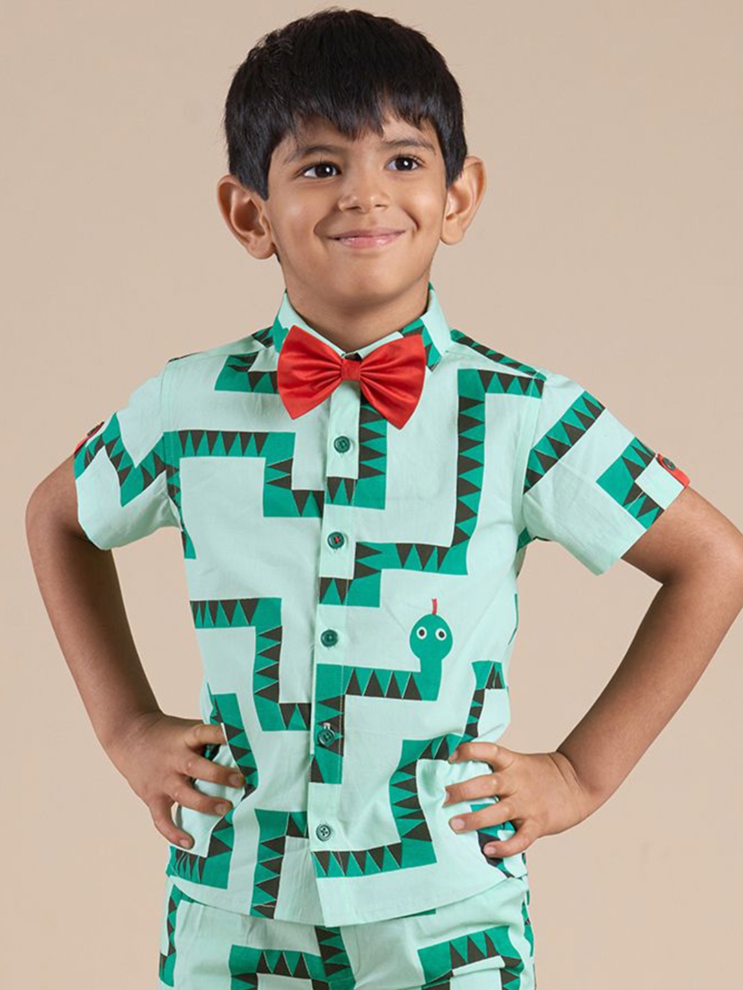 

LIL DRAMA Boys Classic Opaque Printed Casual Shirt, Green