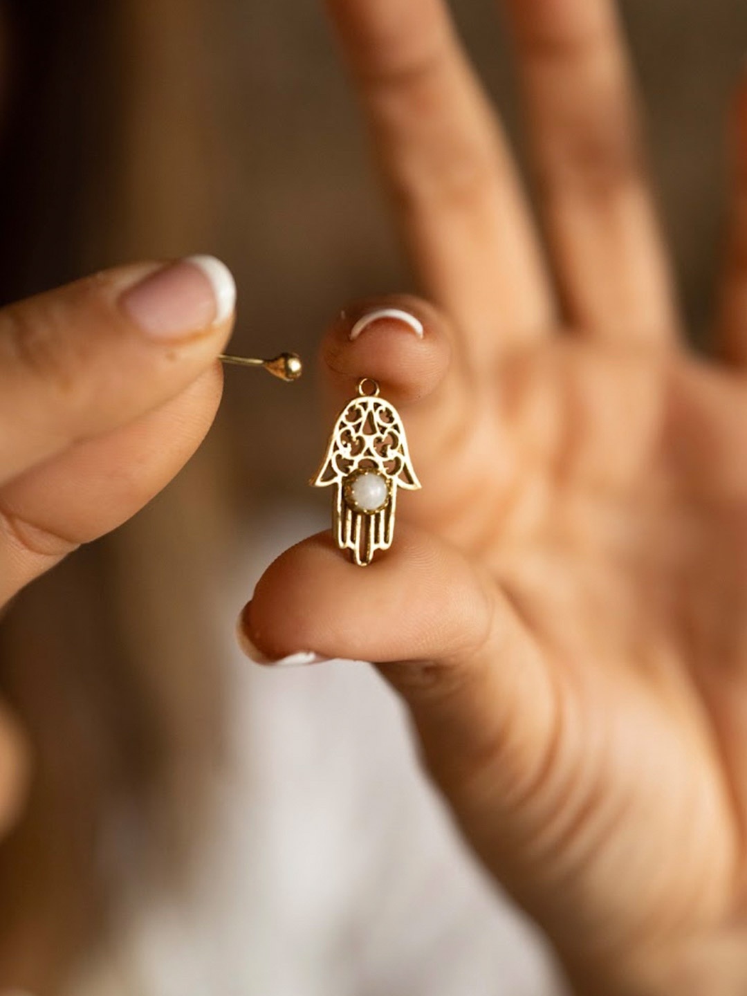 

Soul Works Contemporary Studs Earrings, Gold