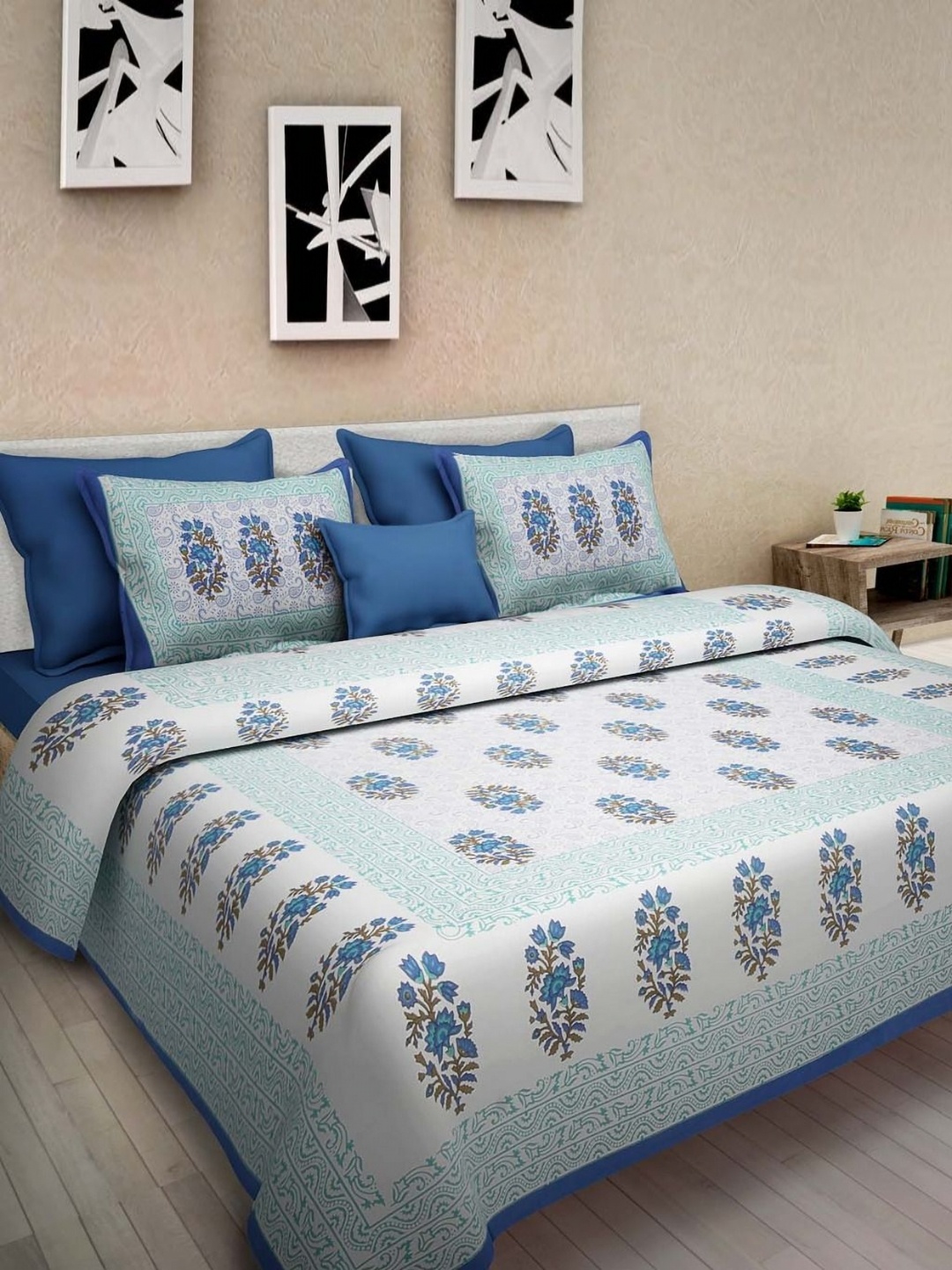 

Myntra Elegant Homes Blue & White Ethnic Motifs 120 TC Queen Bedsheet with 2 Pillow Covers