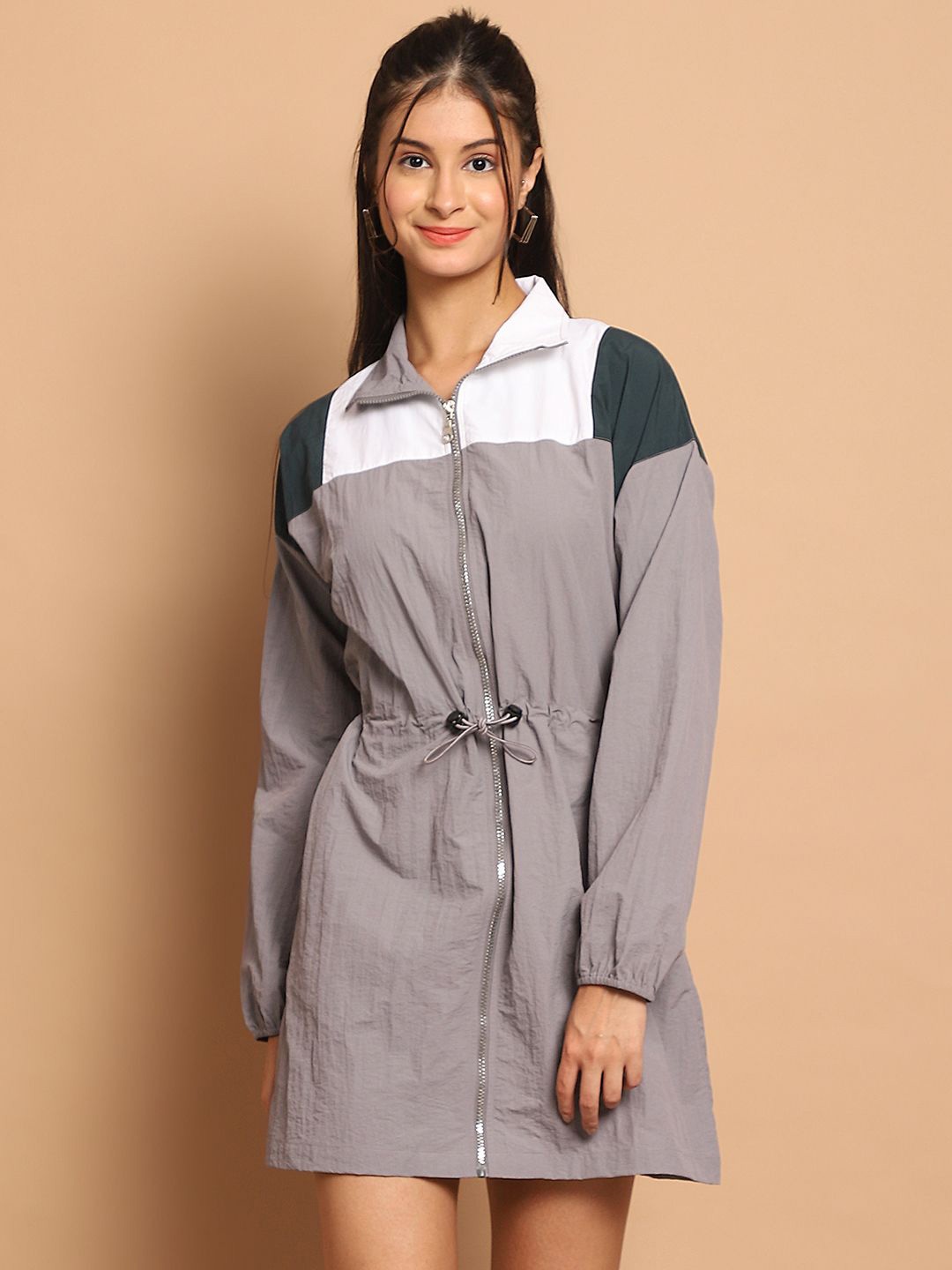 

JAKANARY Colourblocked Crepe A-Line Mini Dress, Grey