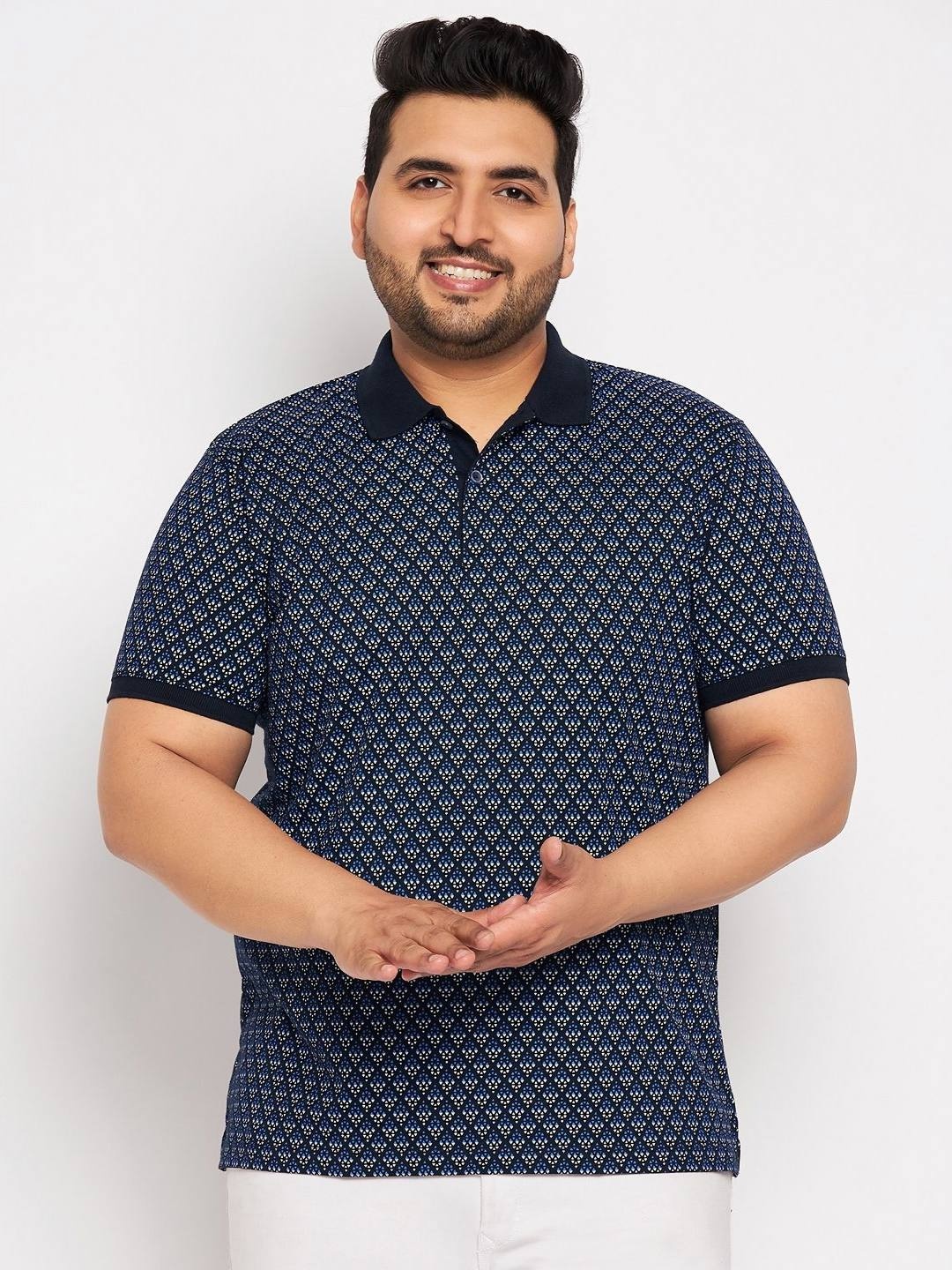 

Sztori Men Printed Polo Collar Pockets T-shirt, Navy blue