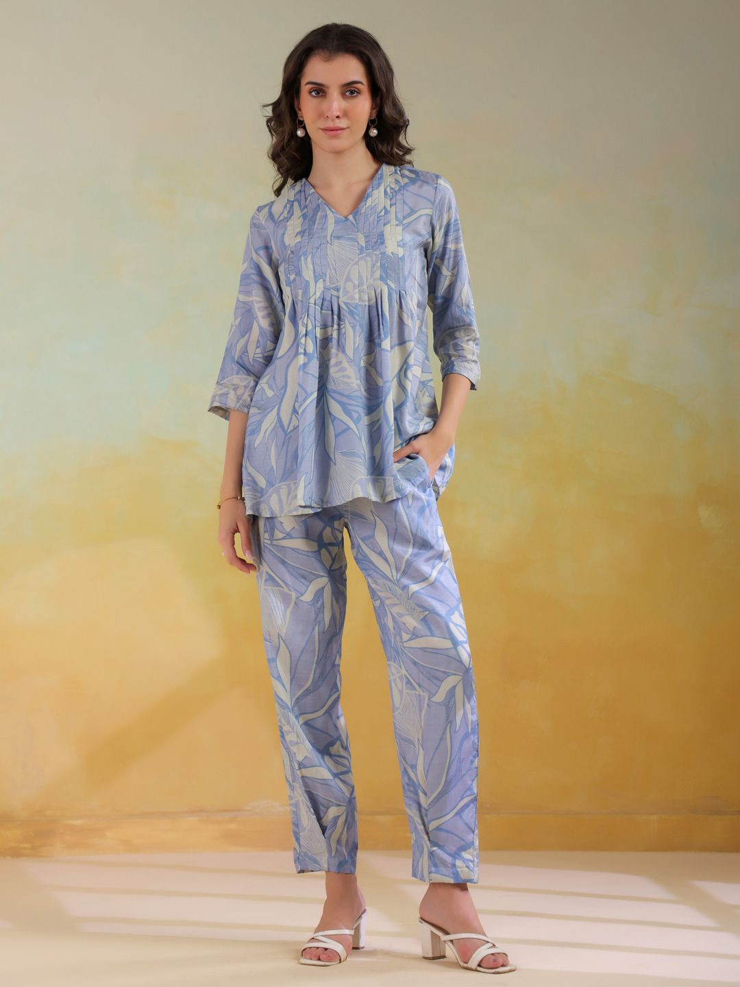 

SANSKRUTIHOMES Printed Tunic With Trousers Co-Ords, Blue