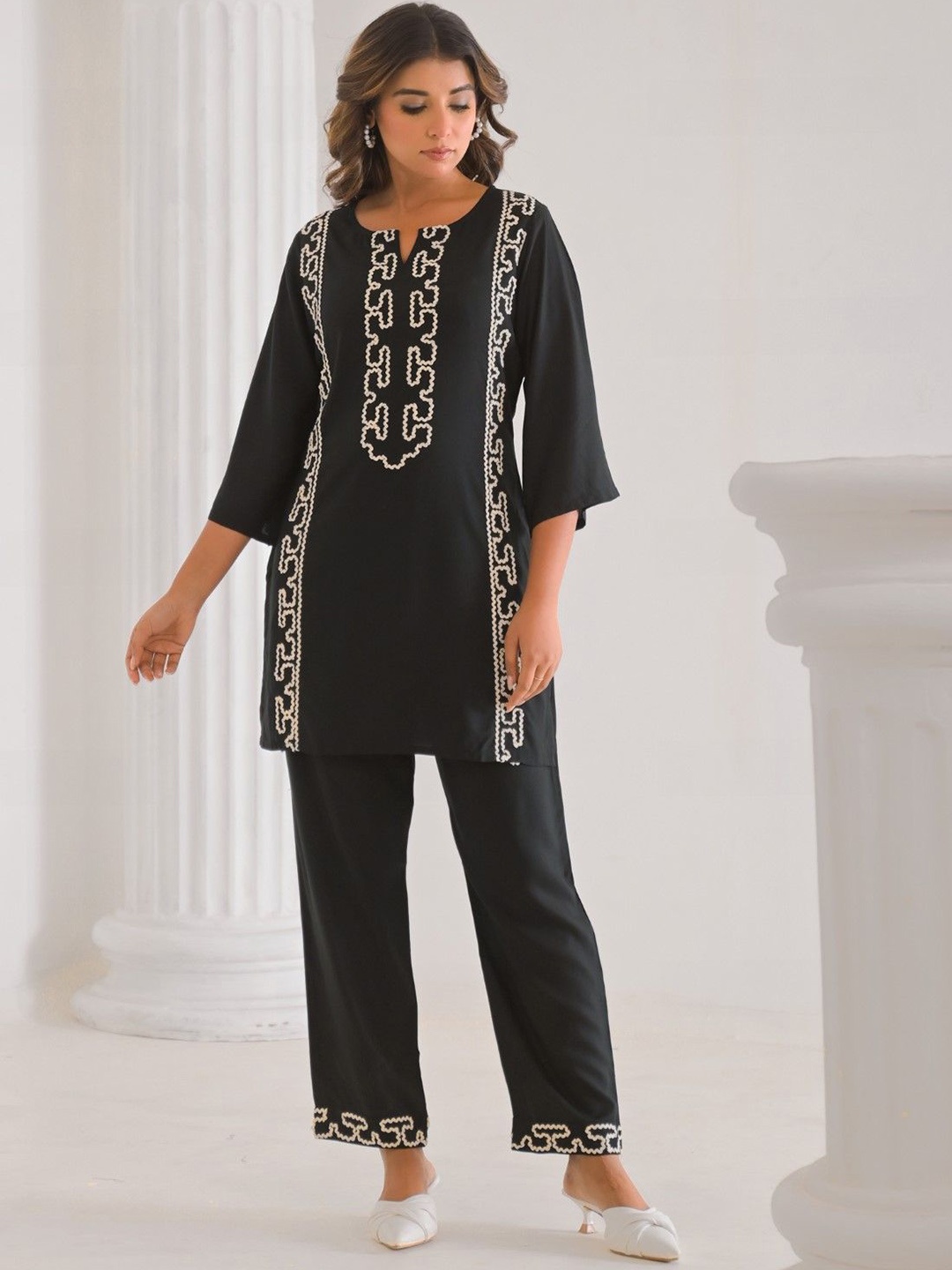 

AUTUMN LANE Embroidered Top With Trouser Co-Ords, Black
