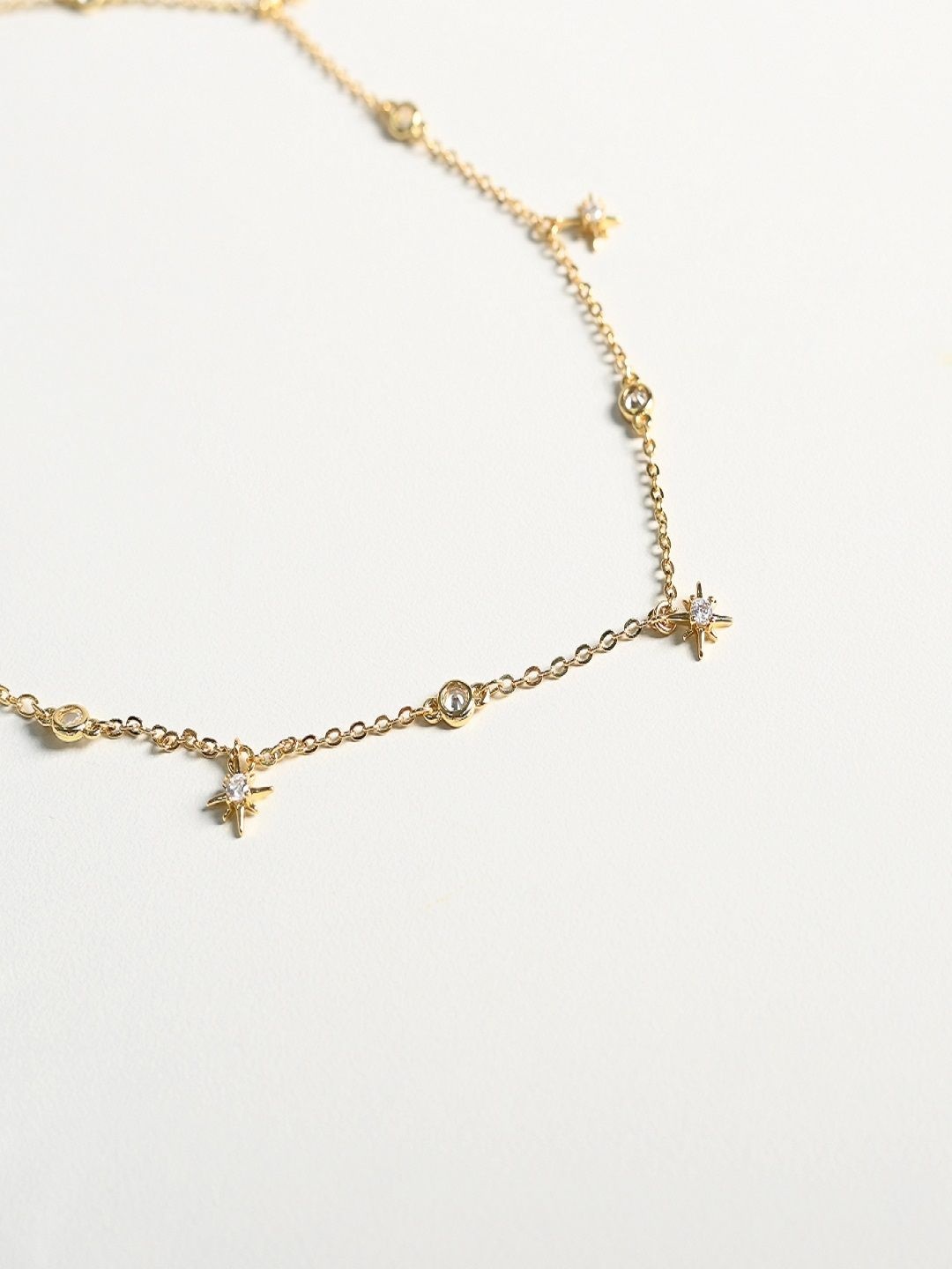 

Nirvana Brass Gold-Plated Bohemian Chain