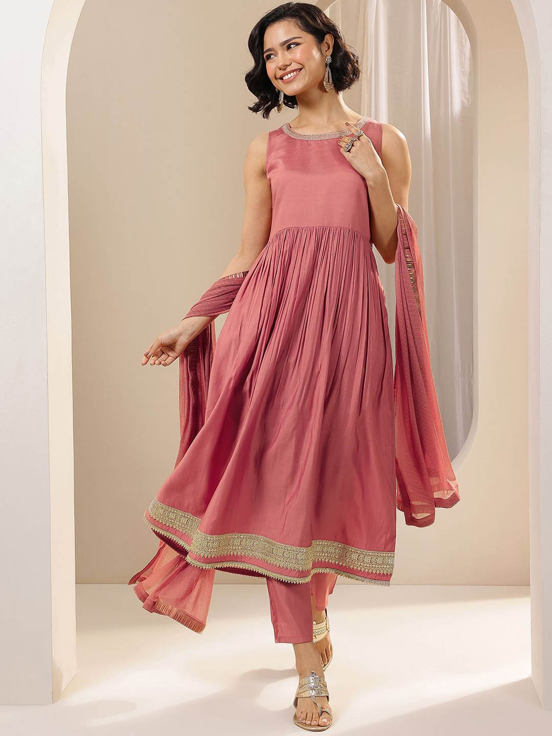 

Libas Women solid Pleated Kurta with Trousers & With Dupatta, Peach